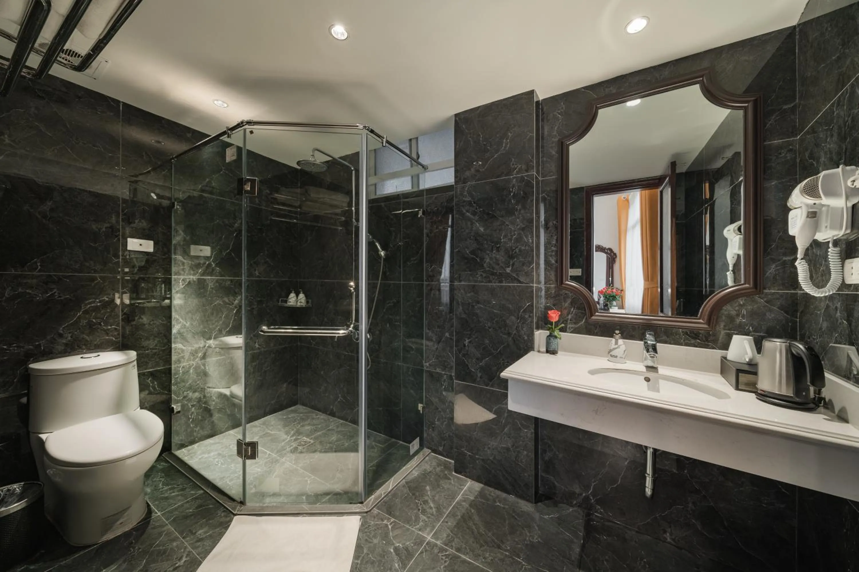 Toilet in Hanoi Little Town Hotel