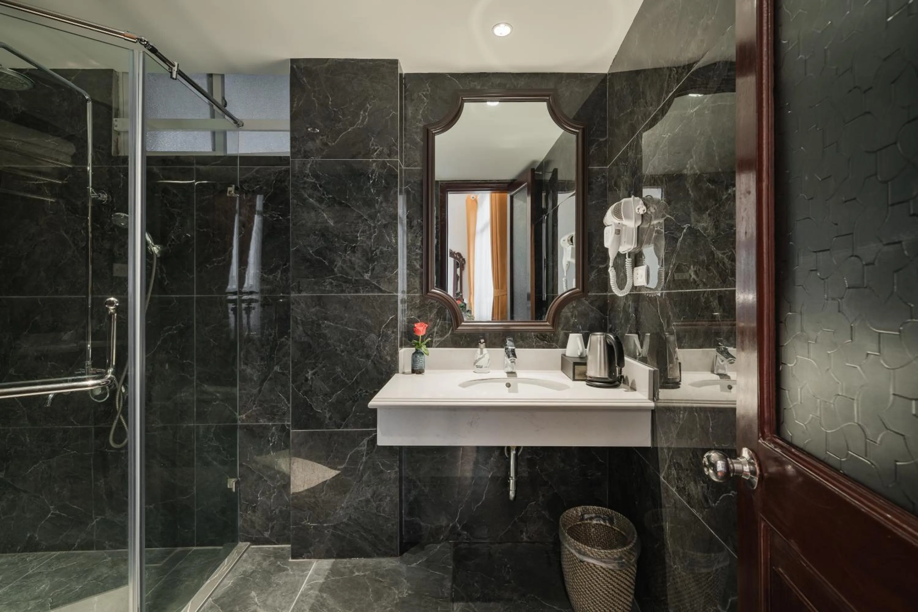 Bathroom in Hanoi Little Town Hotel