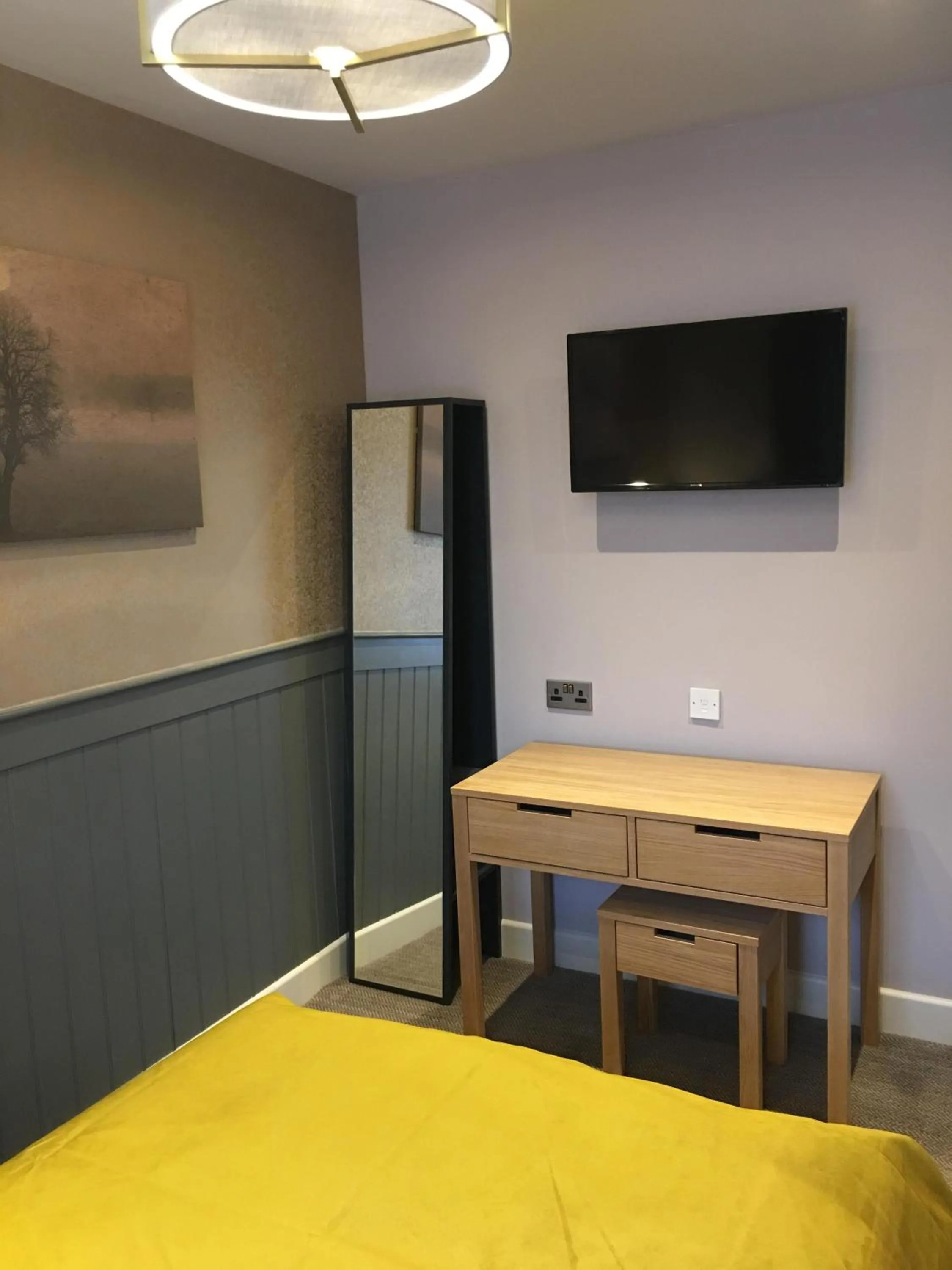 Bed in The Tower Arms Hotel