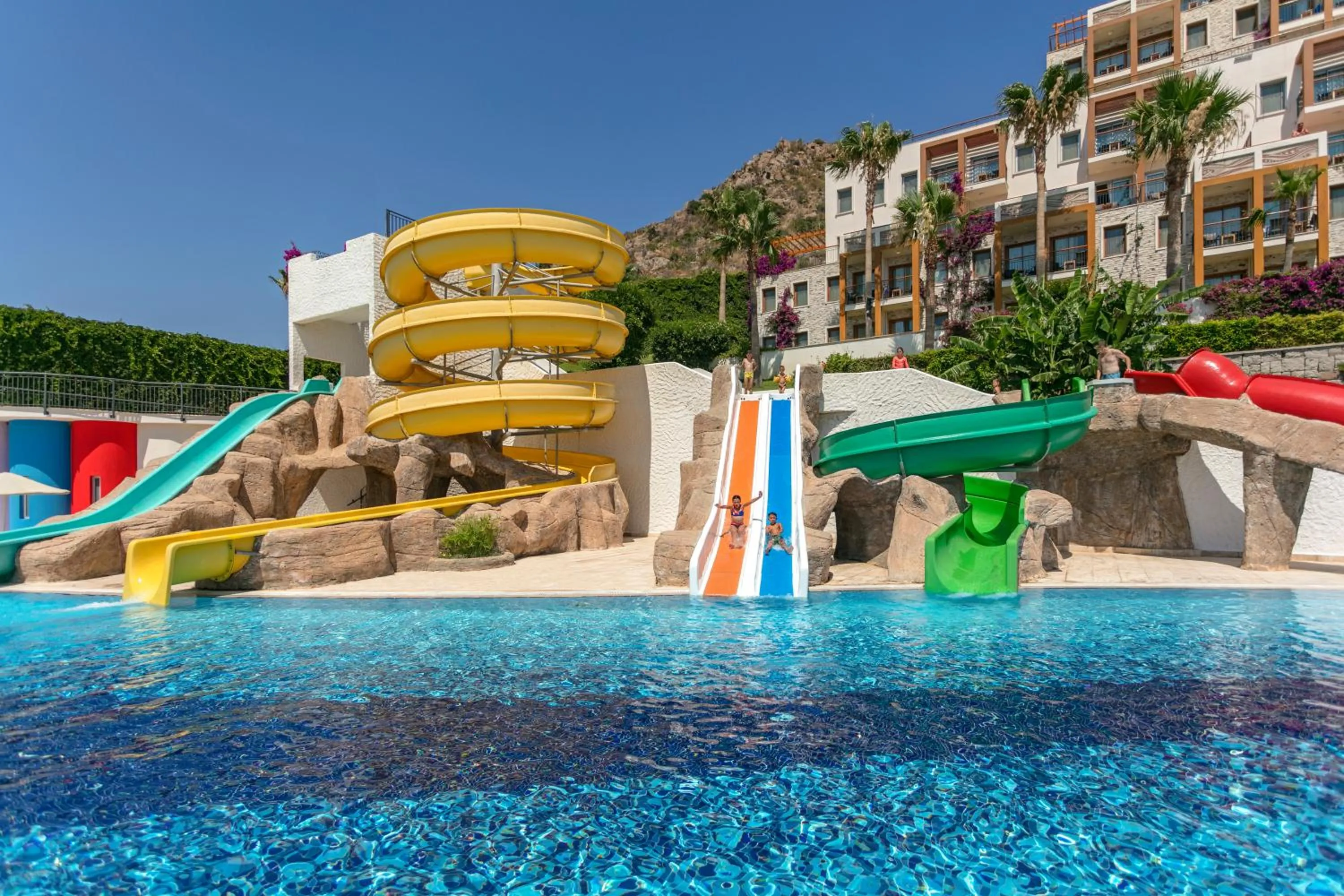 Swimming pool in Kefaluka Resort