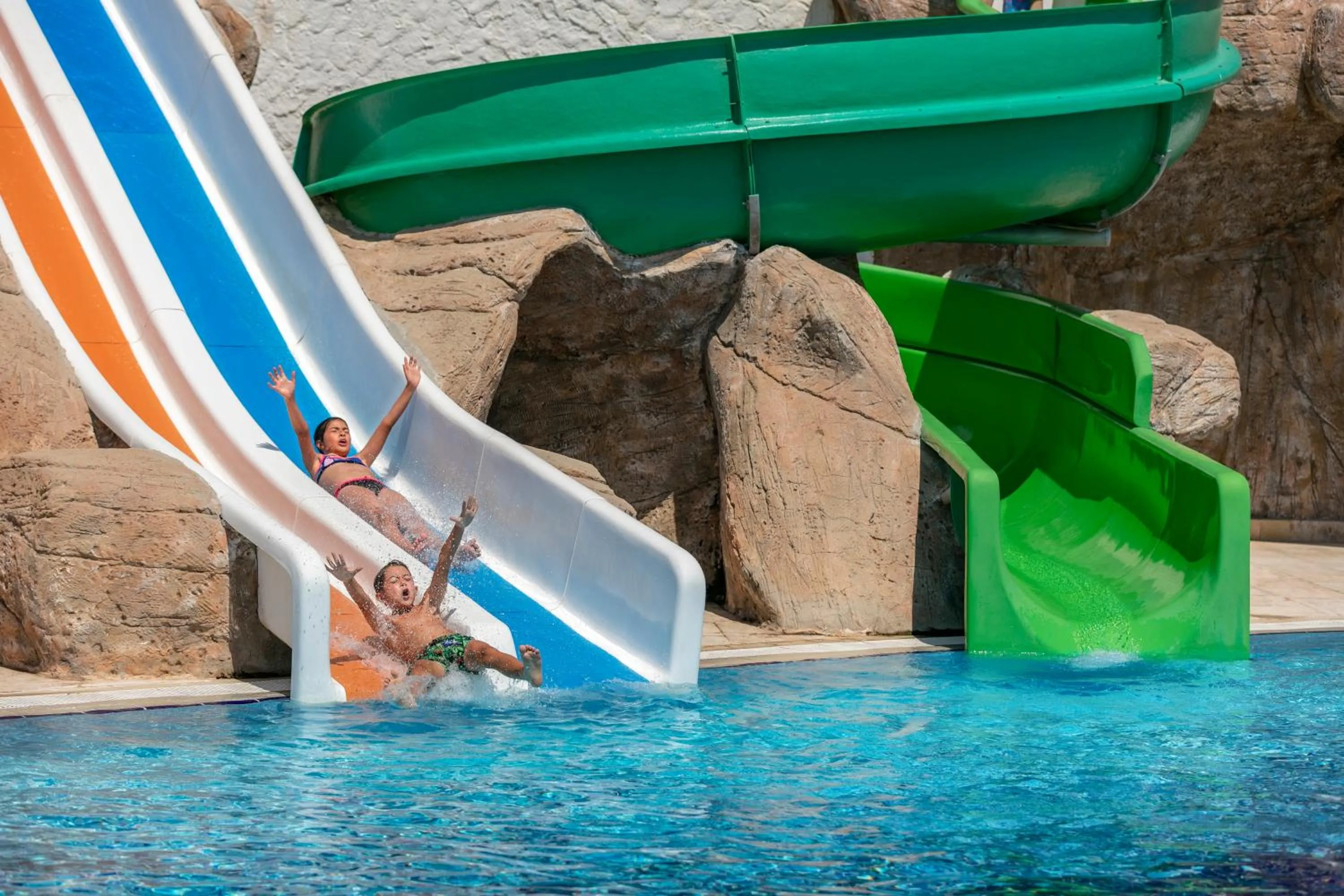 Swimming pool in Kefaluka Resort