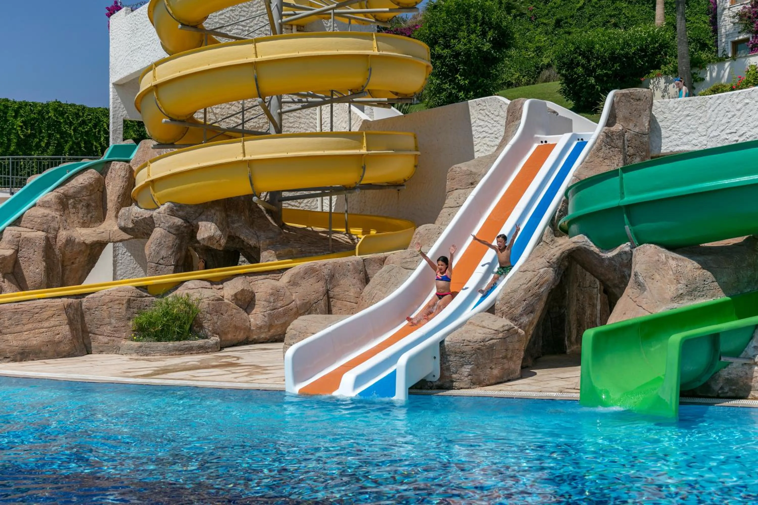 Swimming pool in Kefaluka Resort