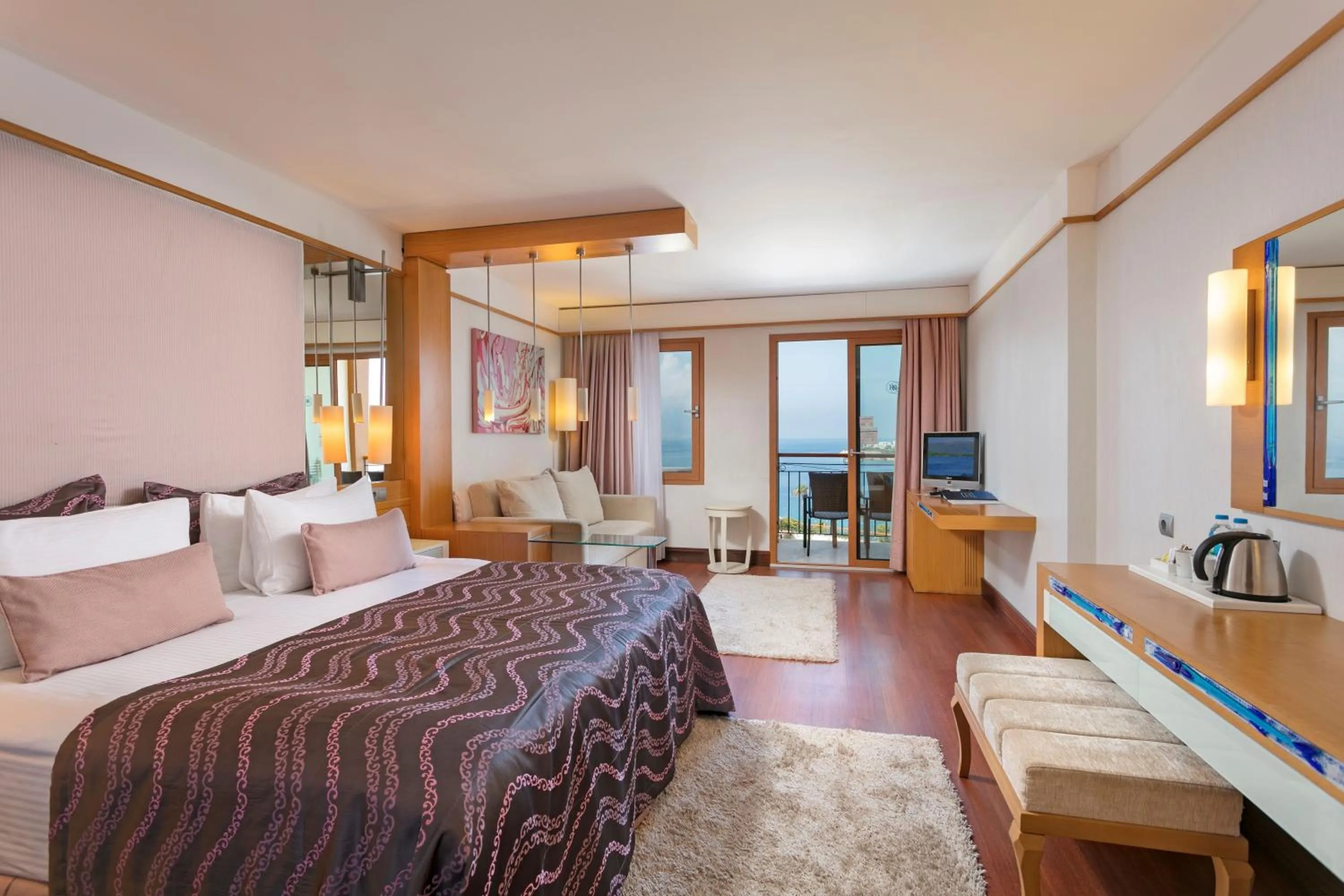 Photo of the whole room, Bed in Kefaluka Resort