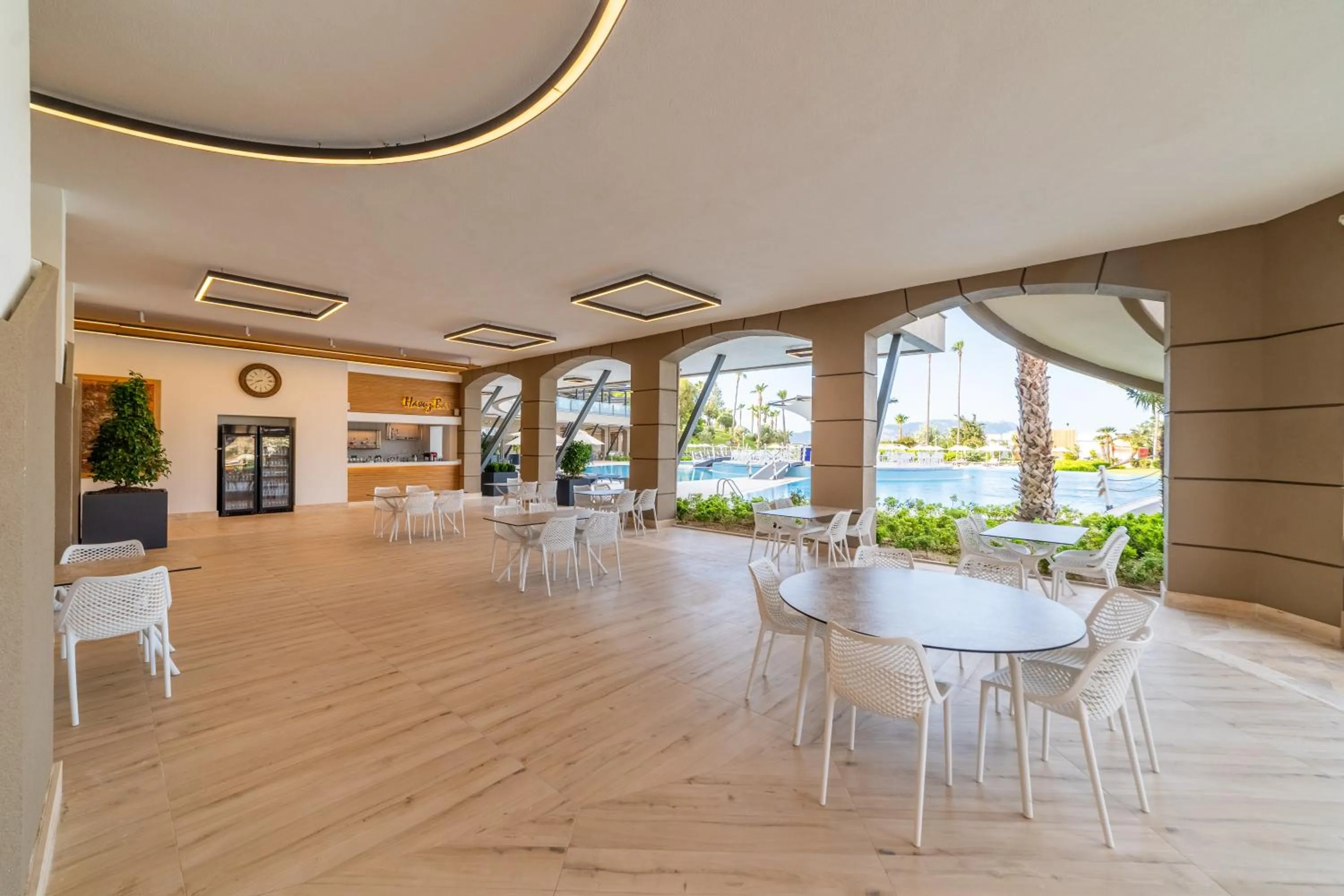 Restaurant/places to eat in Kefaluka Resort