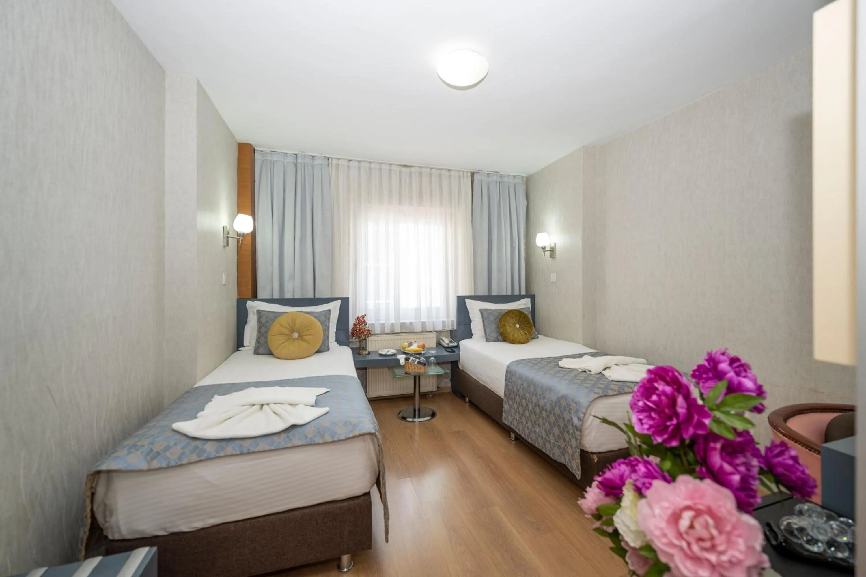 Bed in Grand Ons Hotel