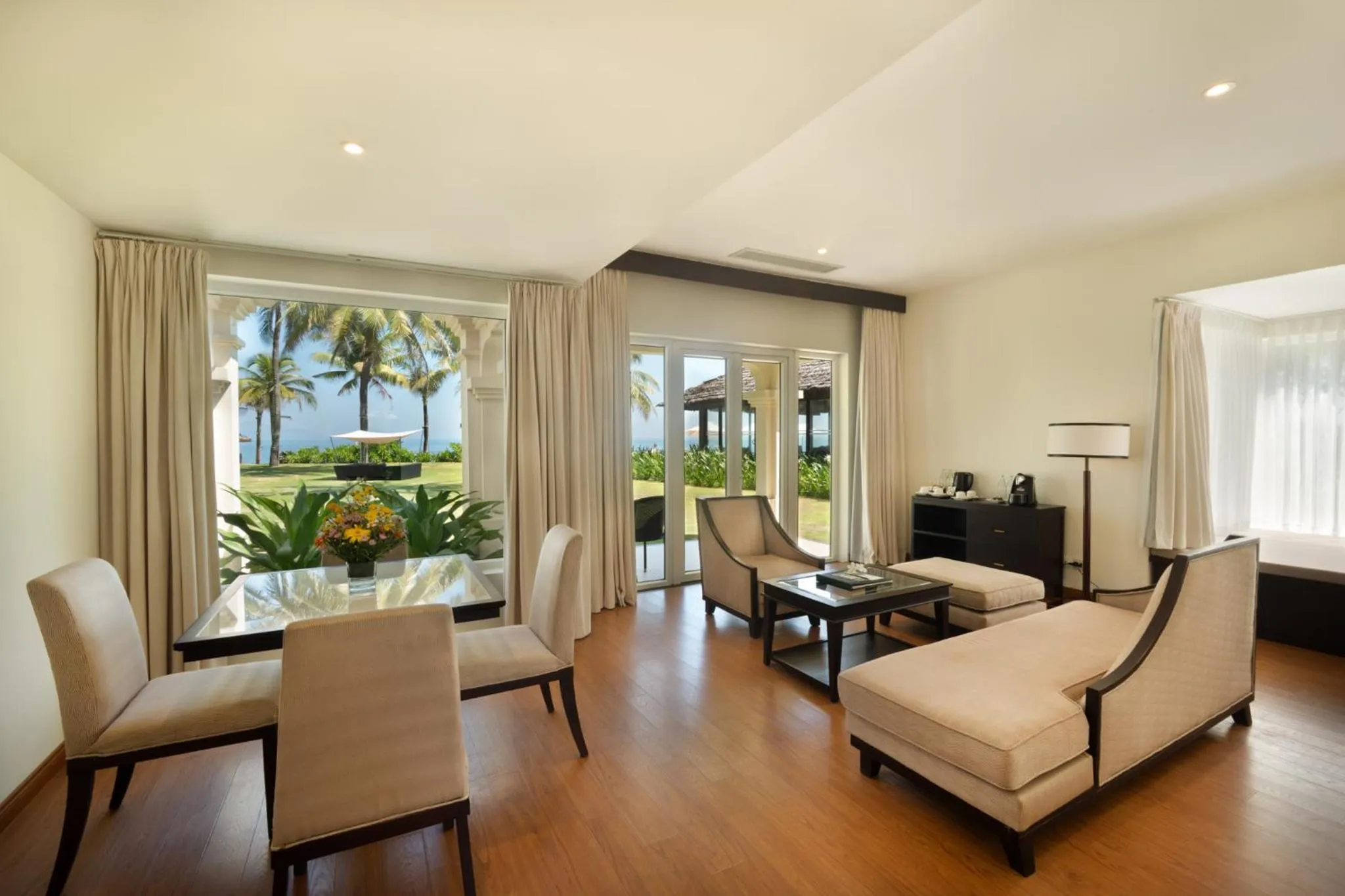 Living room, Bed in Boutique Hoi An Resort
