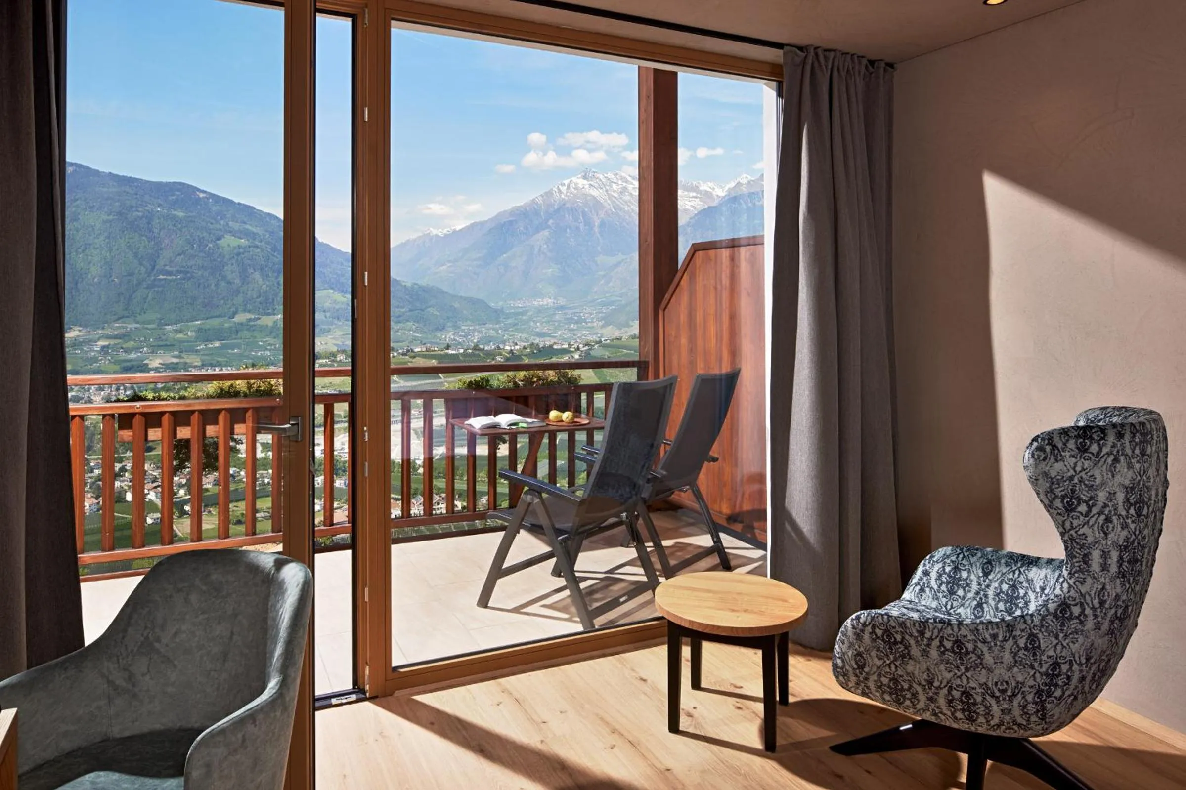 Photo of the whole room in Hotel-Garni Ehrenfels