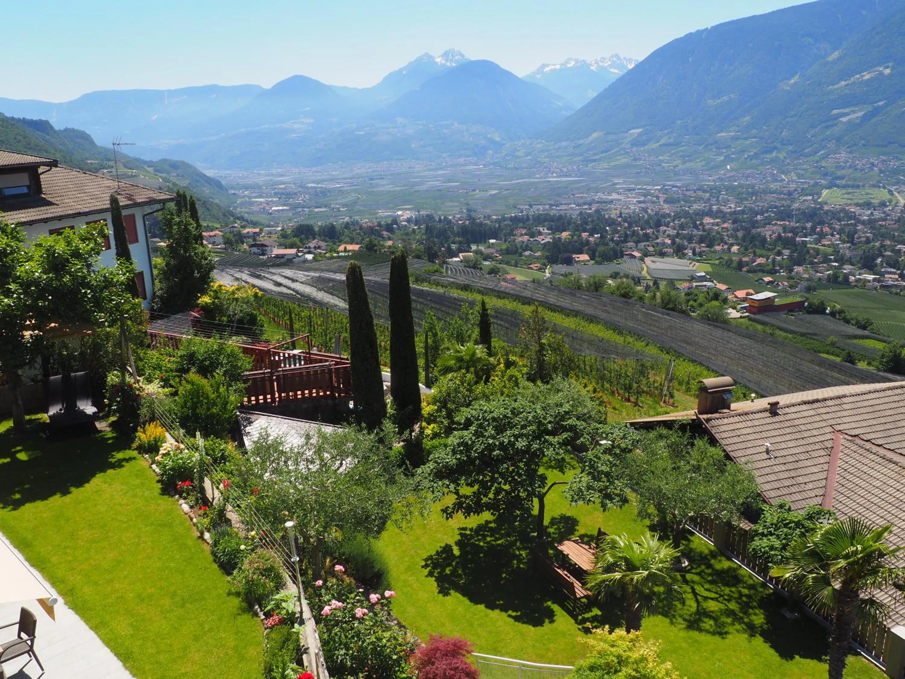 Garden in Hotel-Garni Ehrenfels