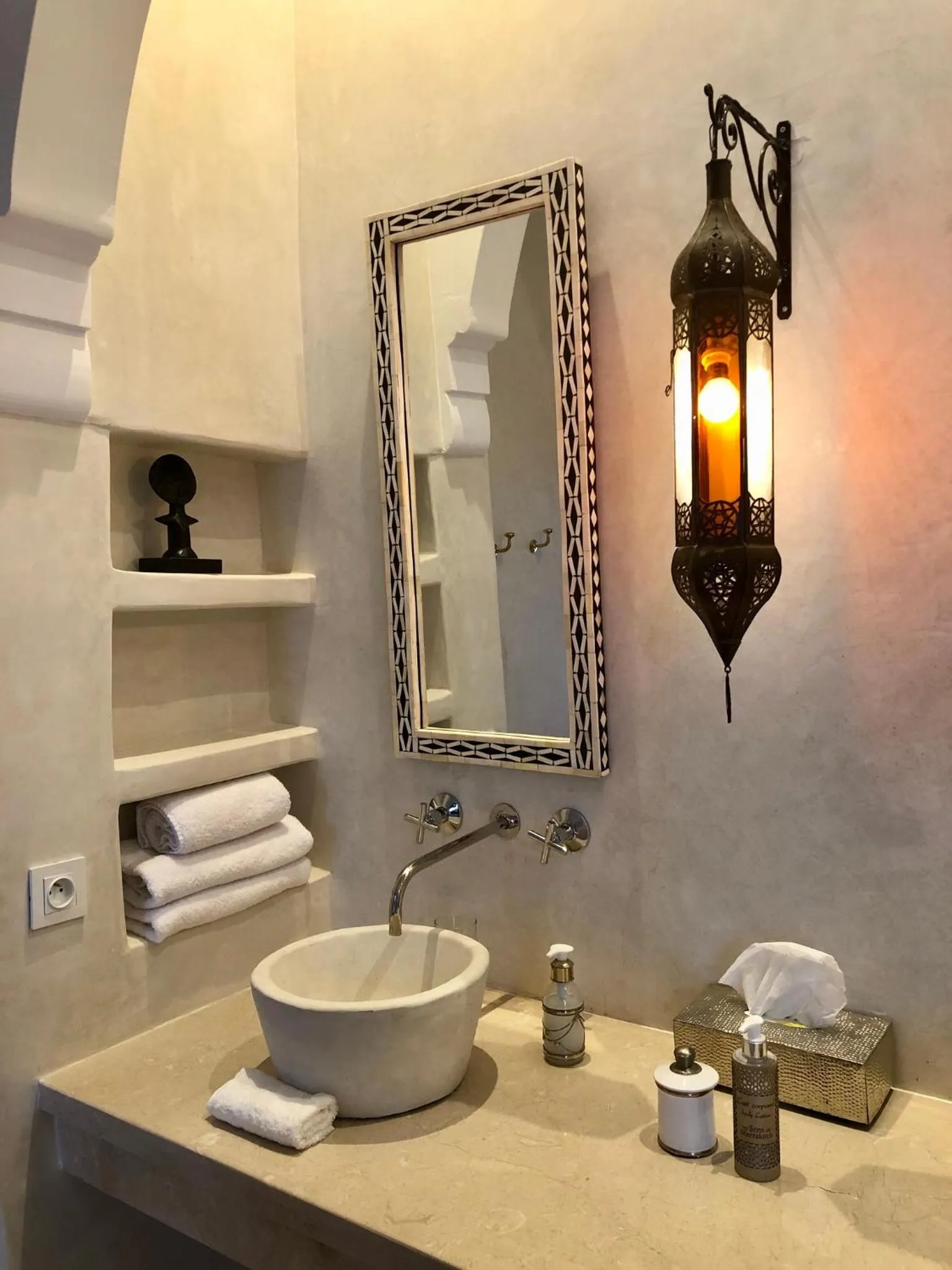 Bathroom in Riad Hadika Maria