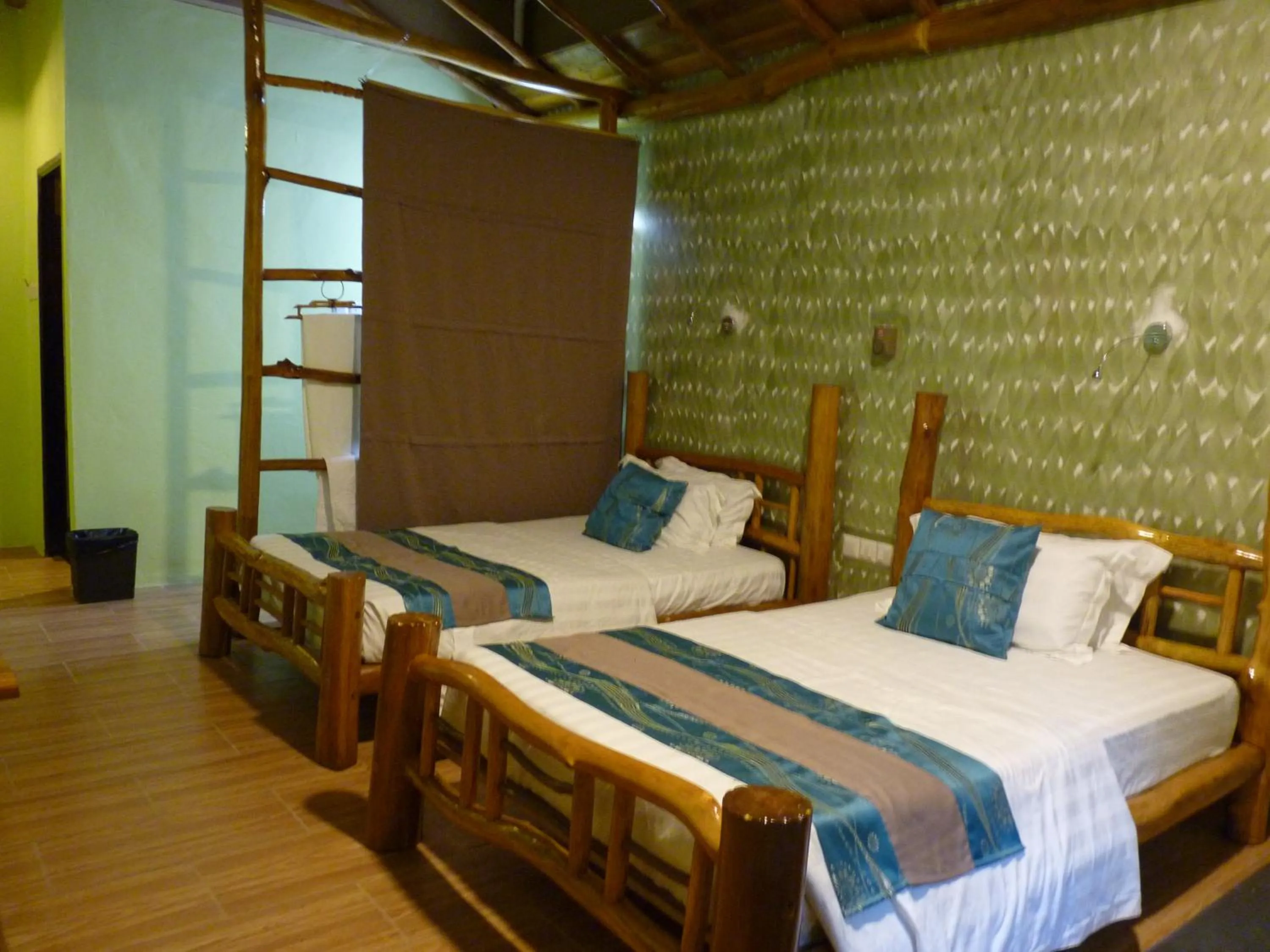 Bedroom, Bed in Borneo Tropical Rainforest Resort