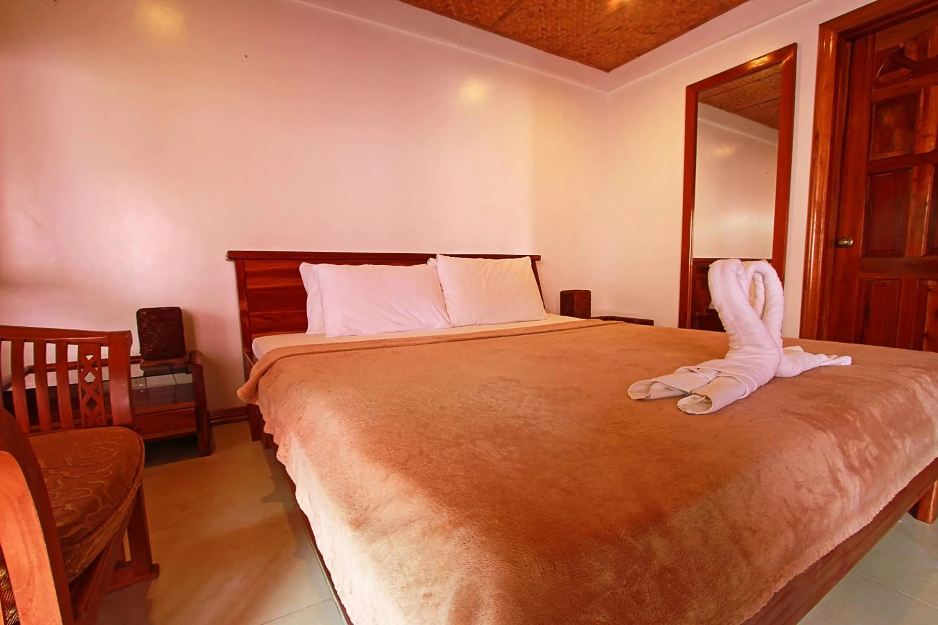 Bed in Nigi Nigi Nu Noos 'e' Nu Nu Noos