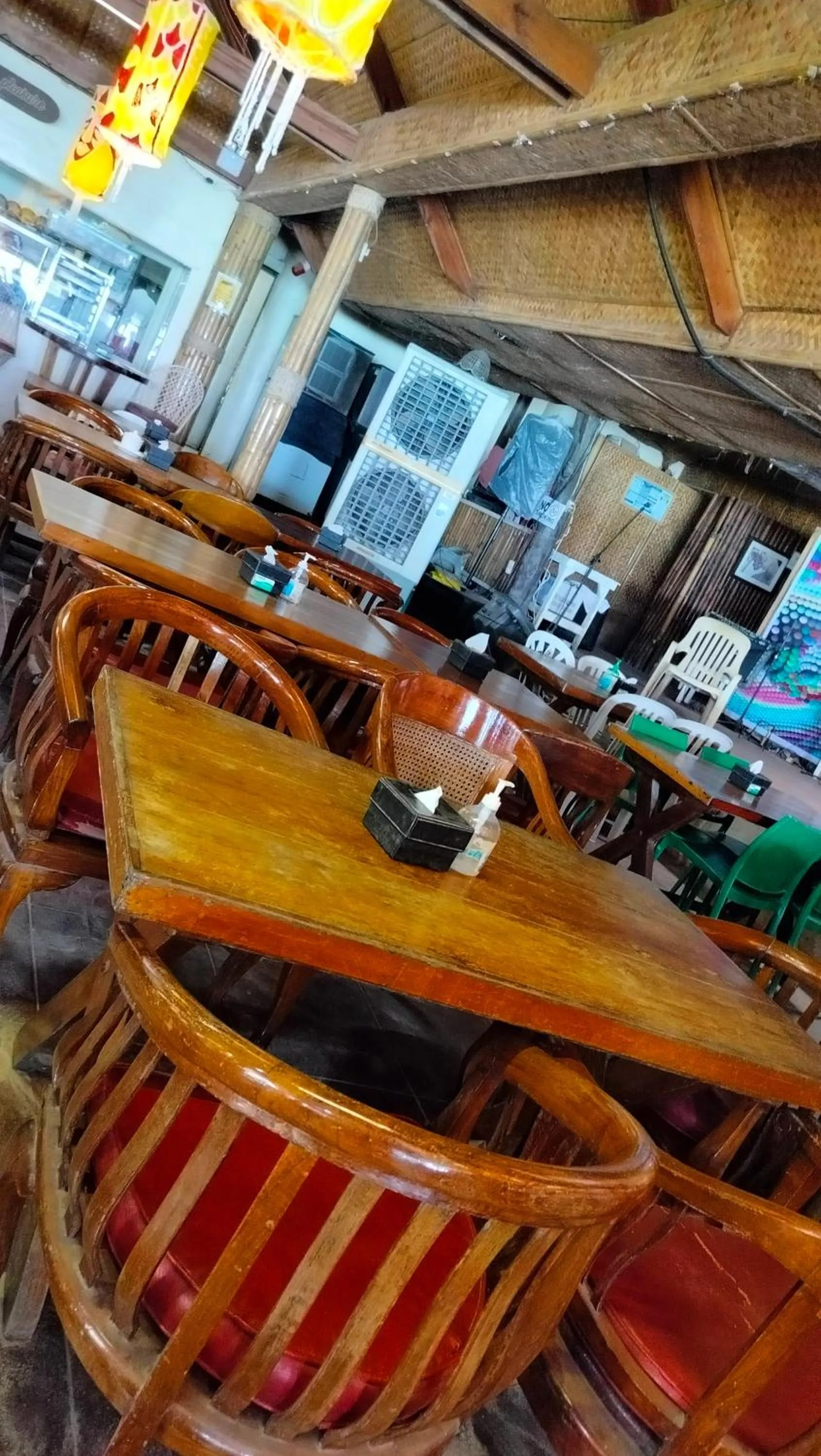 Restaurant/places to eat in Nigi Nigi Nu Noos 'e' Nu Nu Noos