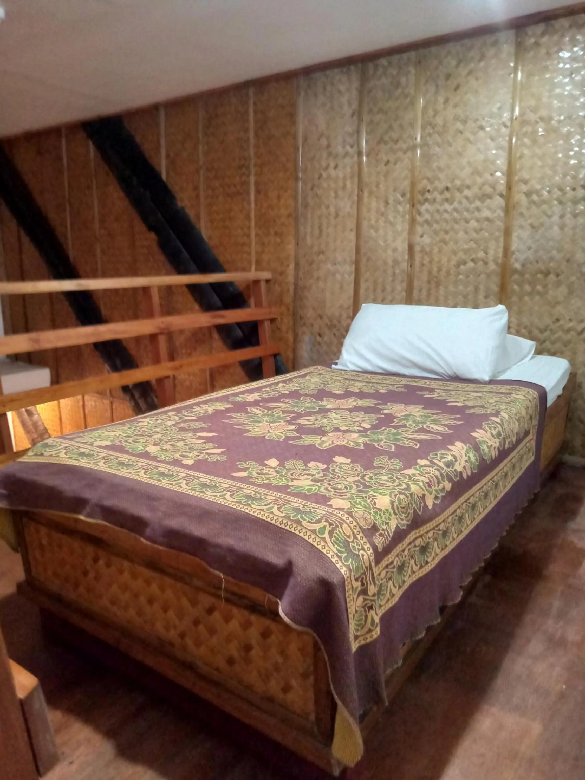 Bed in Nigi Nigi Nu Noos 'e' Nu Nu Noos