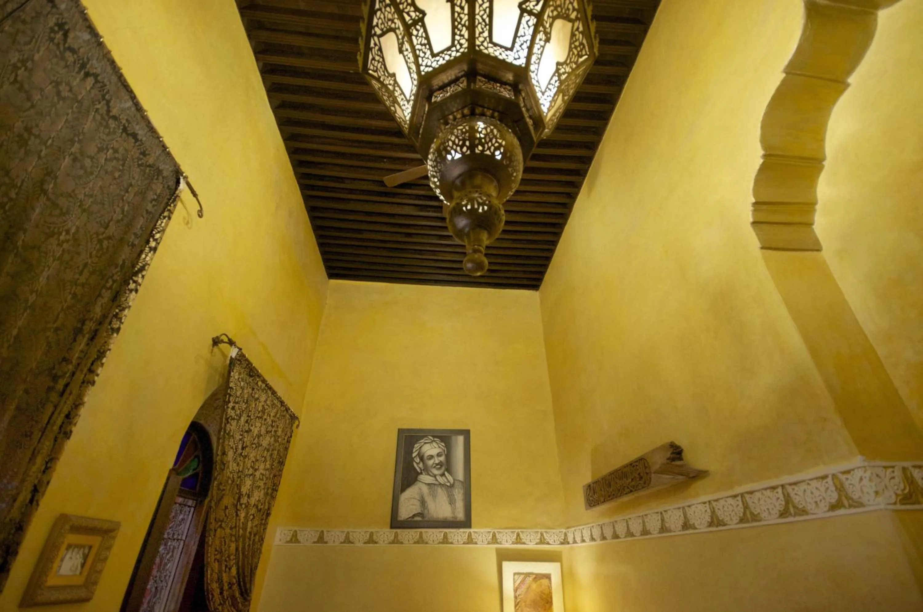 Communal lounge/ TV room in Dar Anebar