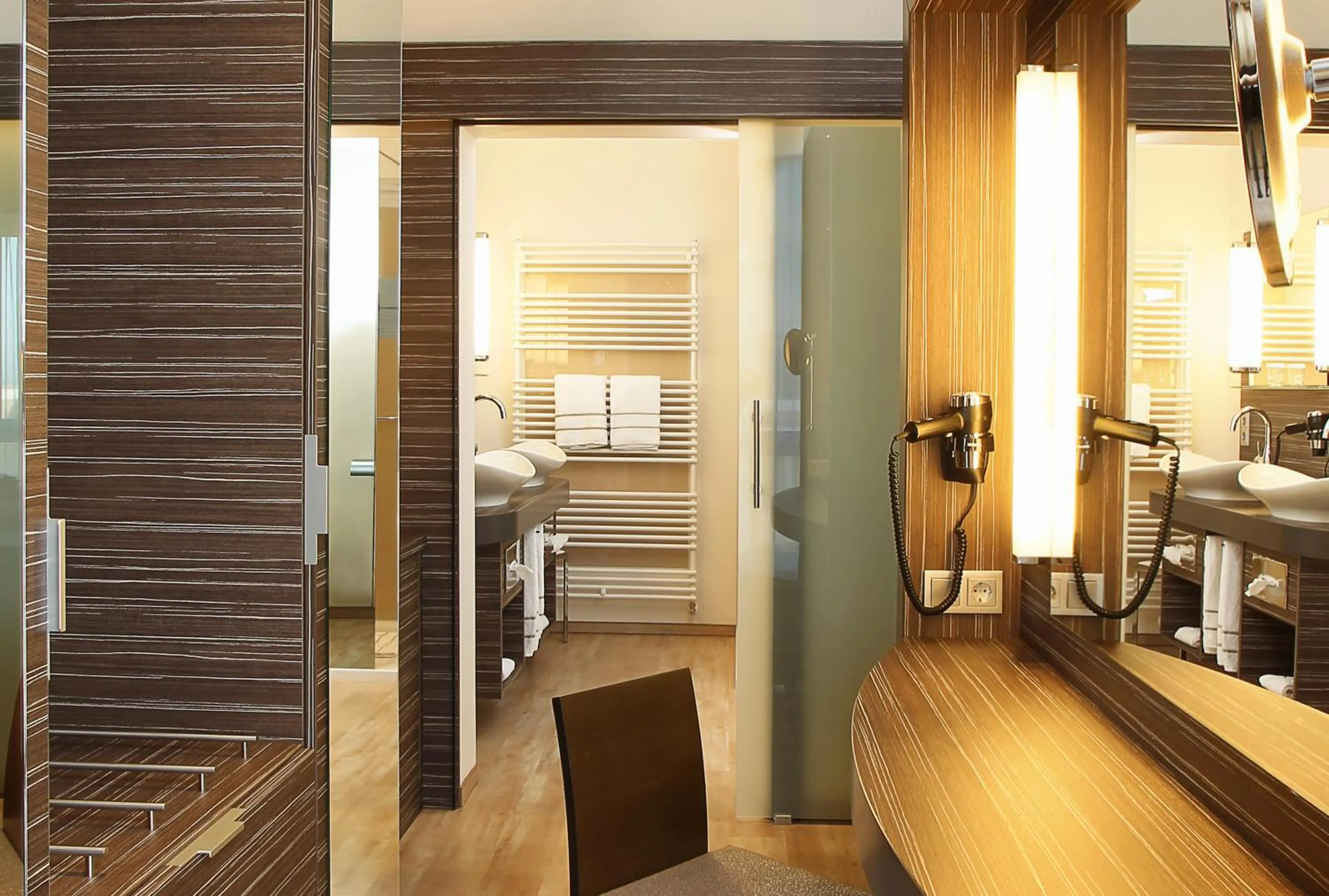 Bed in Strandhotel Duhnen