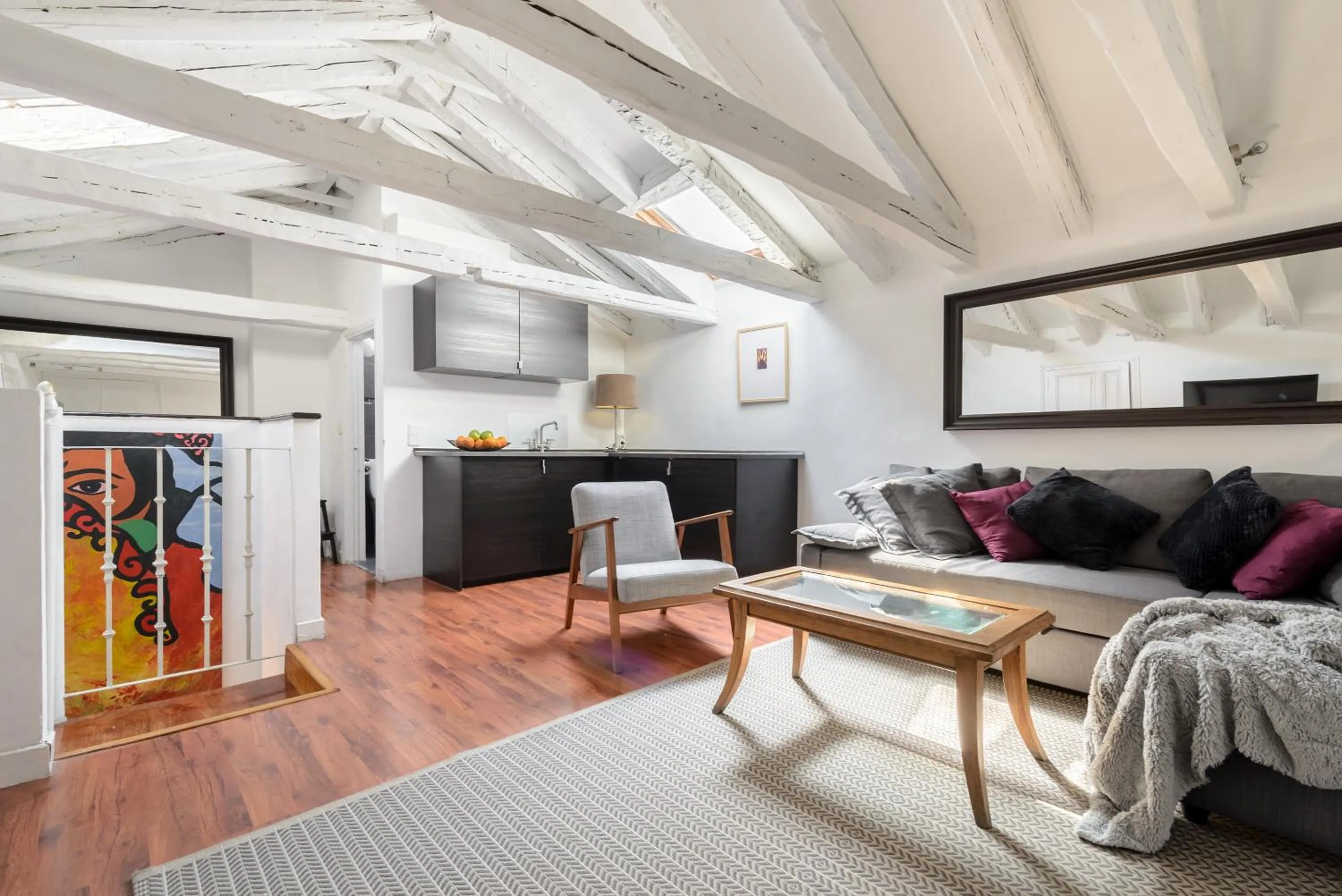 TV and multimedia in Charming Fuencarral II