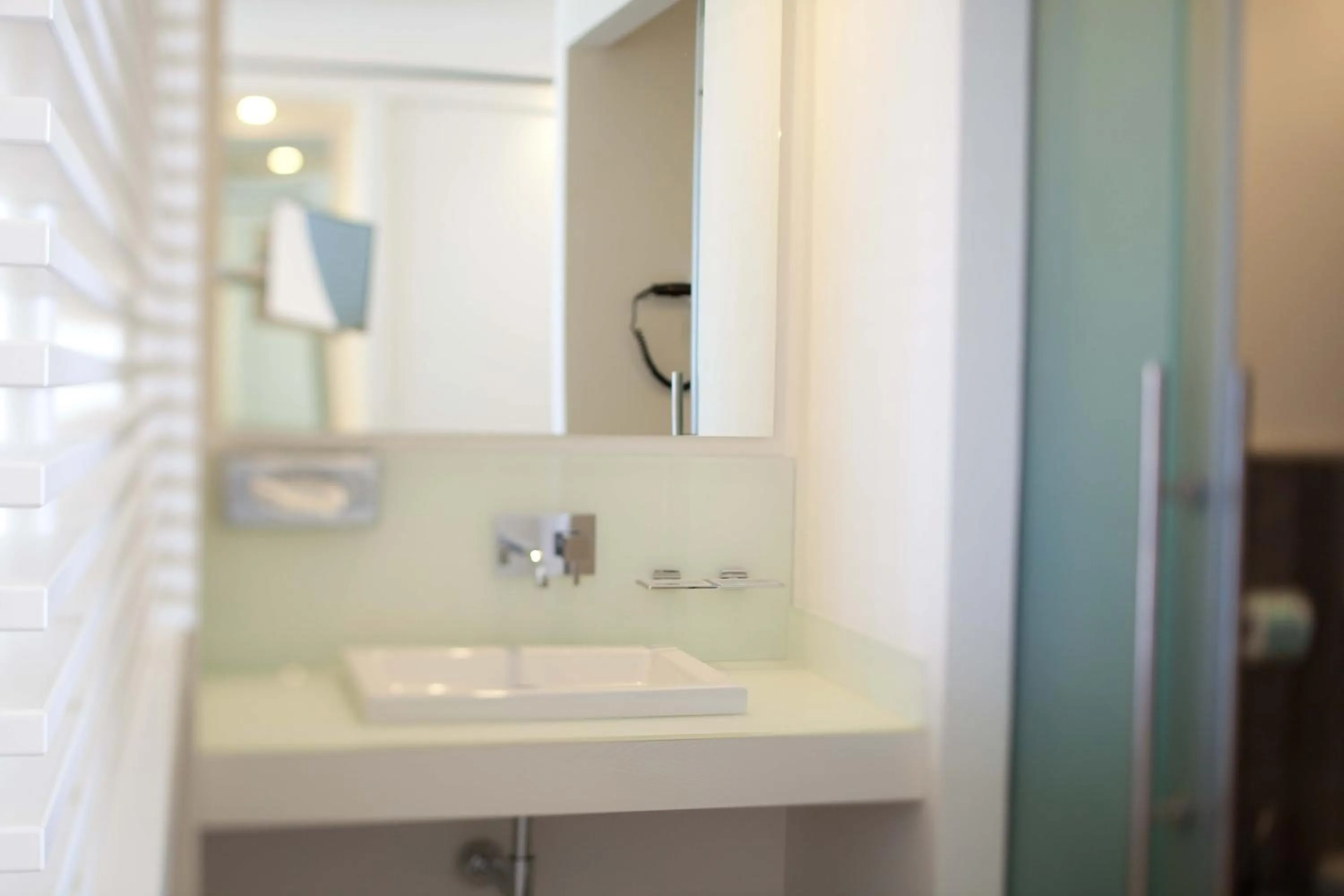 Bathroom in Villa Del Mare Spa Resort