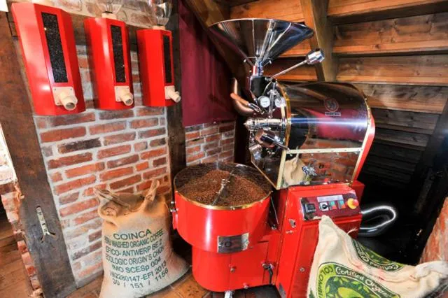 Restaurant/places to eat in Hotel & Gasthof Zur Linde