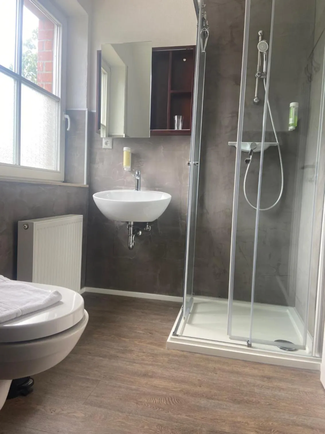 Bathroom in Hotel & Gasthof Zur Linde