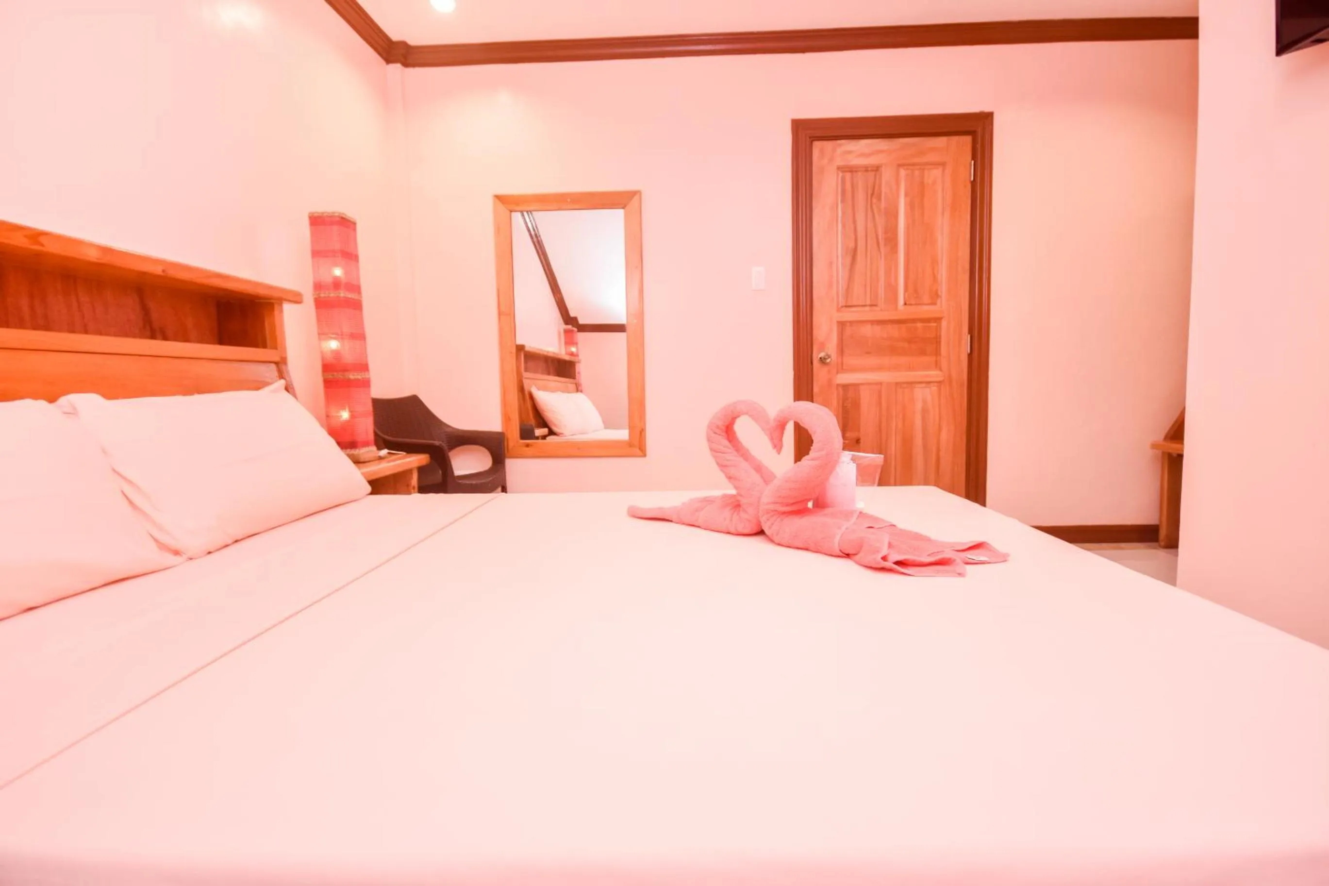 Bed in Nigi Nigi Too Beach Resort