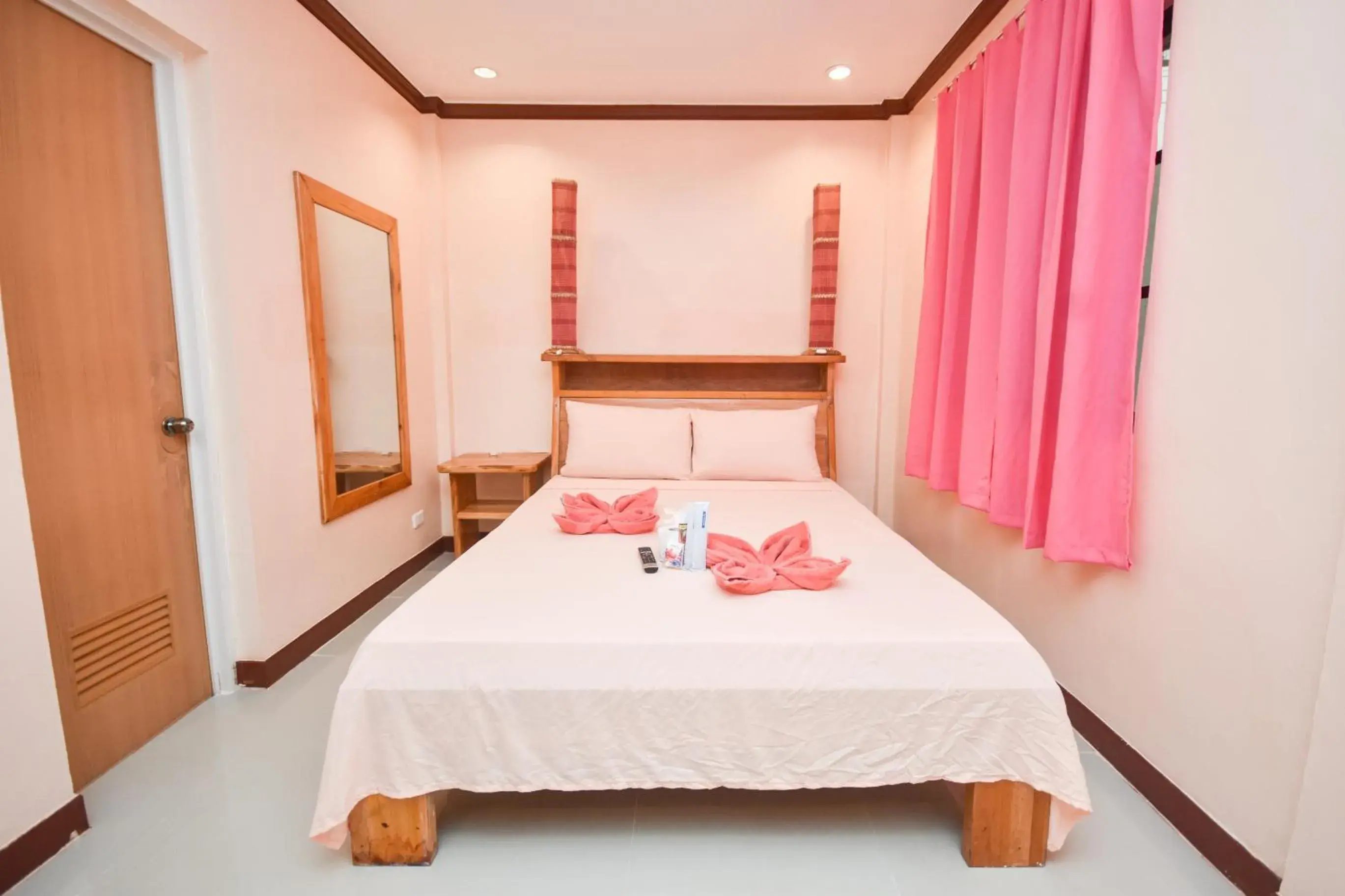 Standard Double Room in Nigi Nigi Too Beach Resort Standard Double Room in Nigi Nigi Too Beach Resort