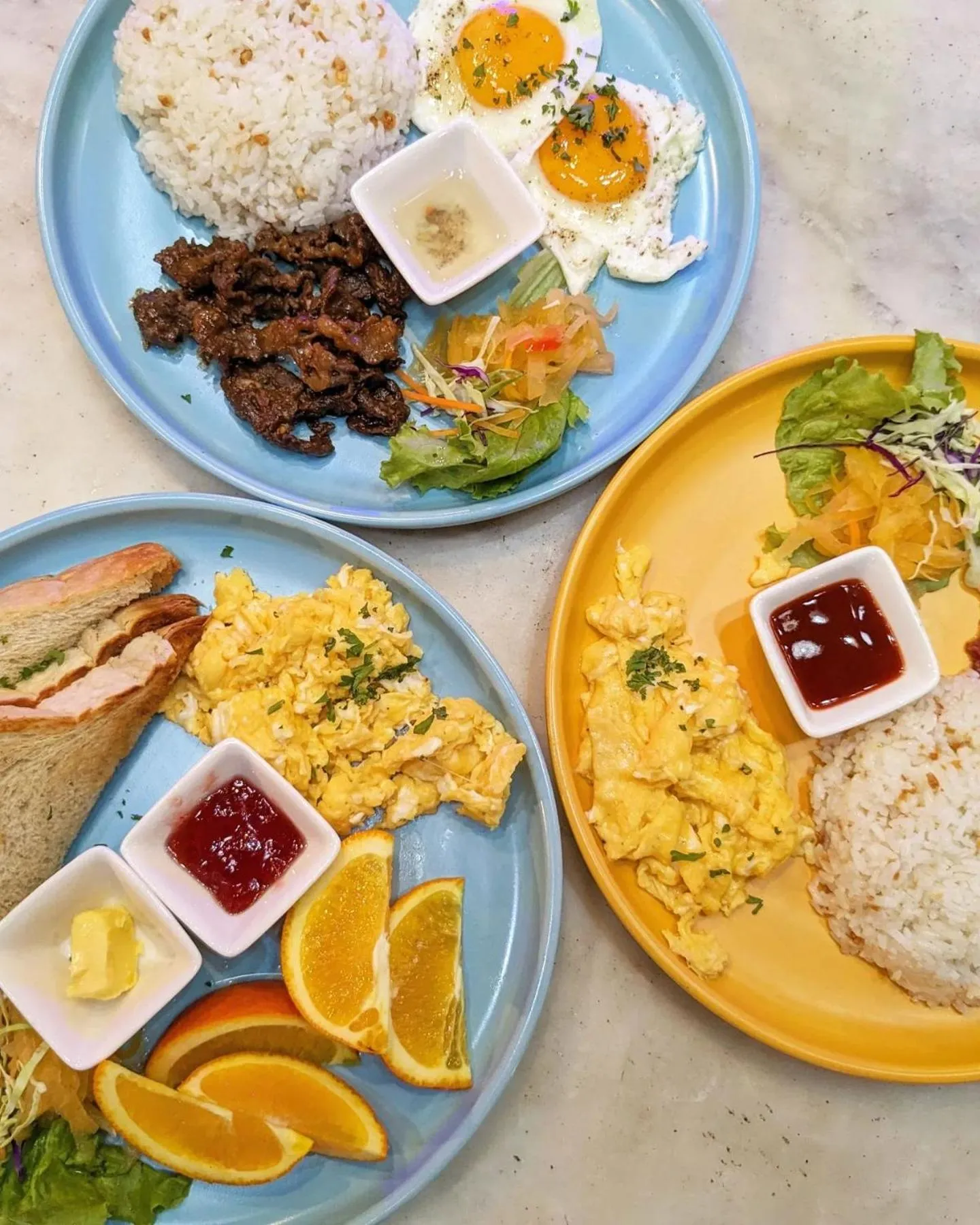 Breakfast in Nigi Nigi Too Beach Resort