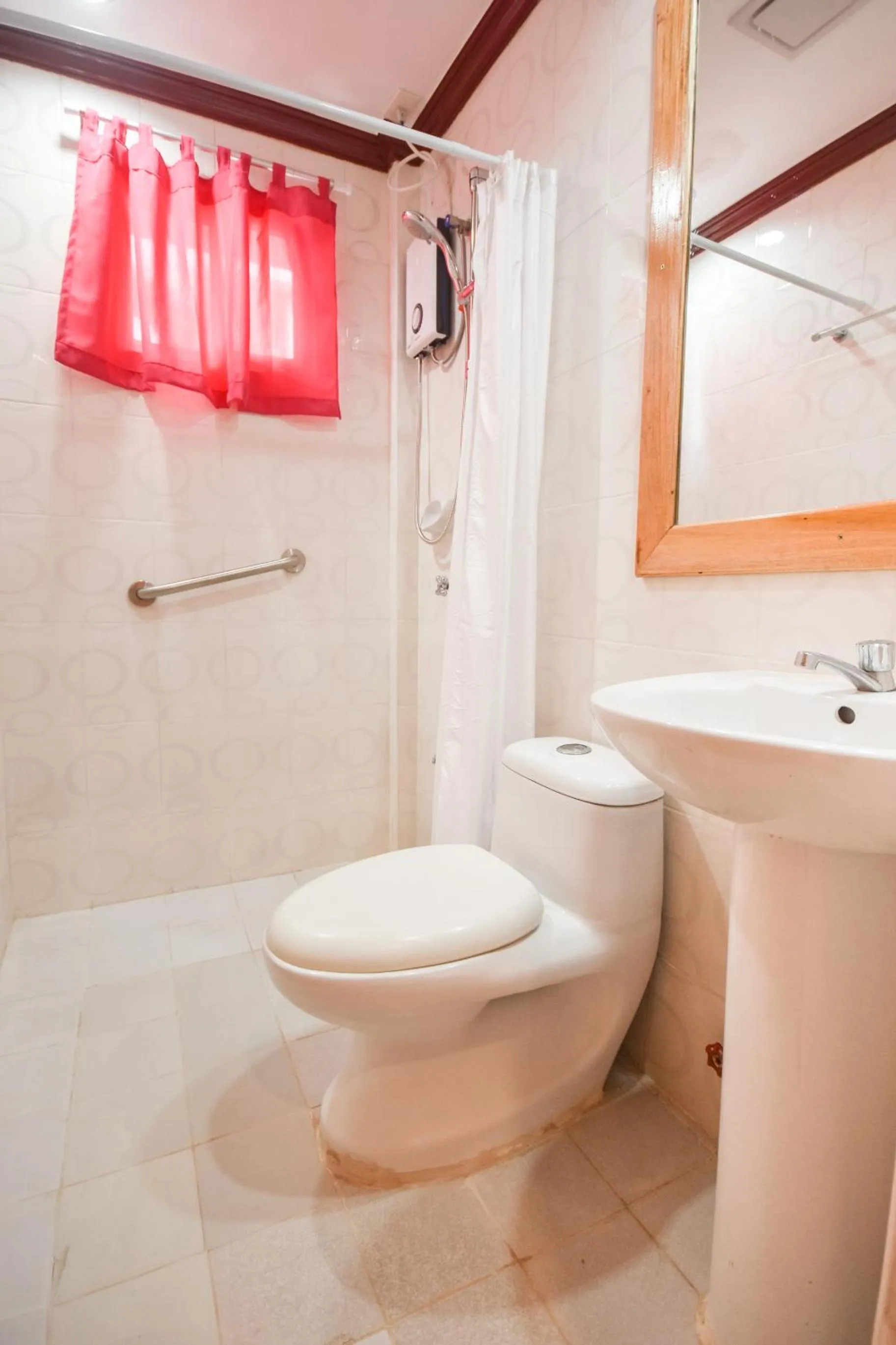 Bathroom in Nigi Nigi Too Beach Resort