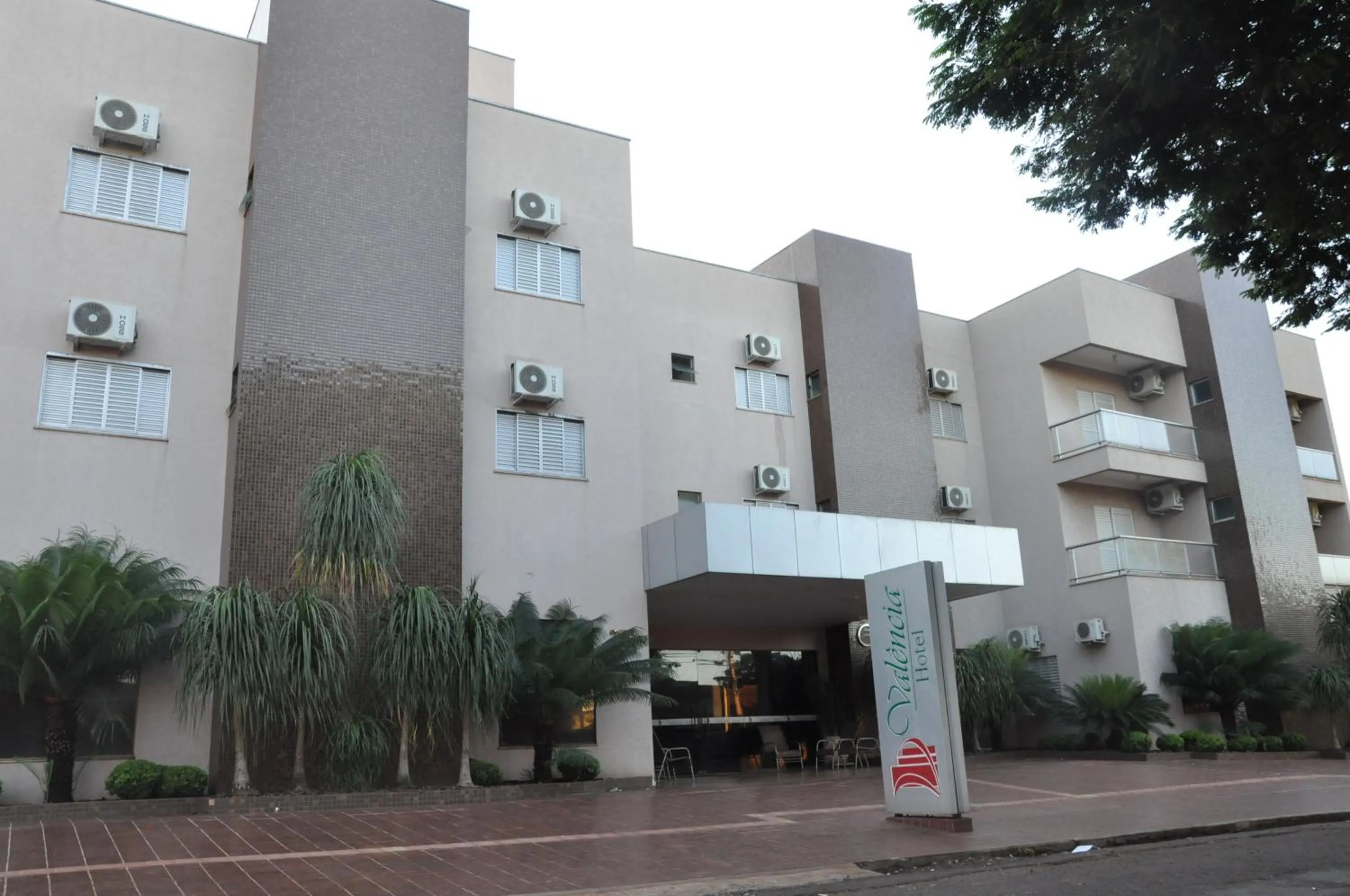 Property building in Hotel Valencia