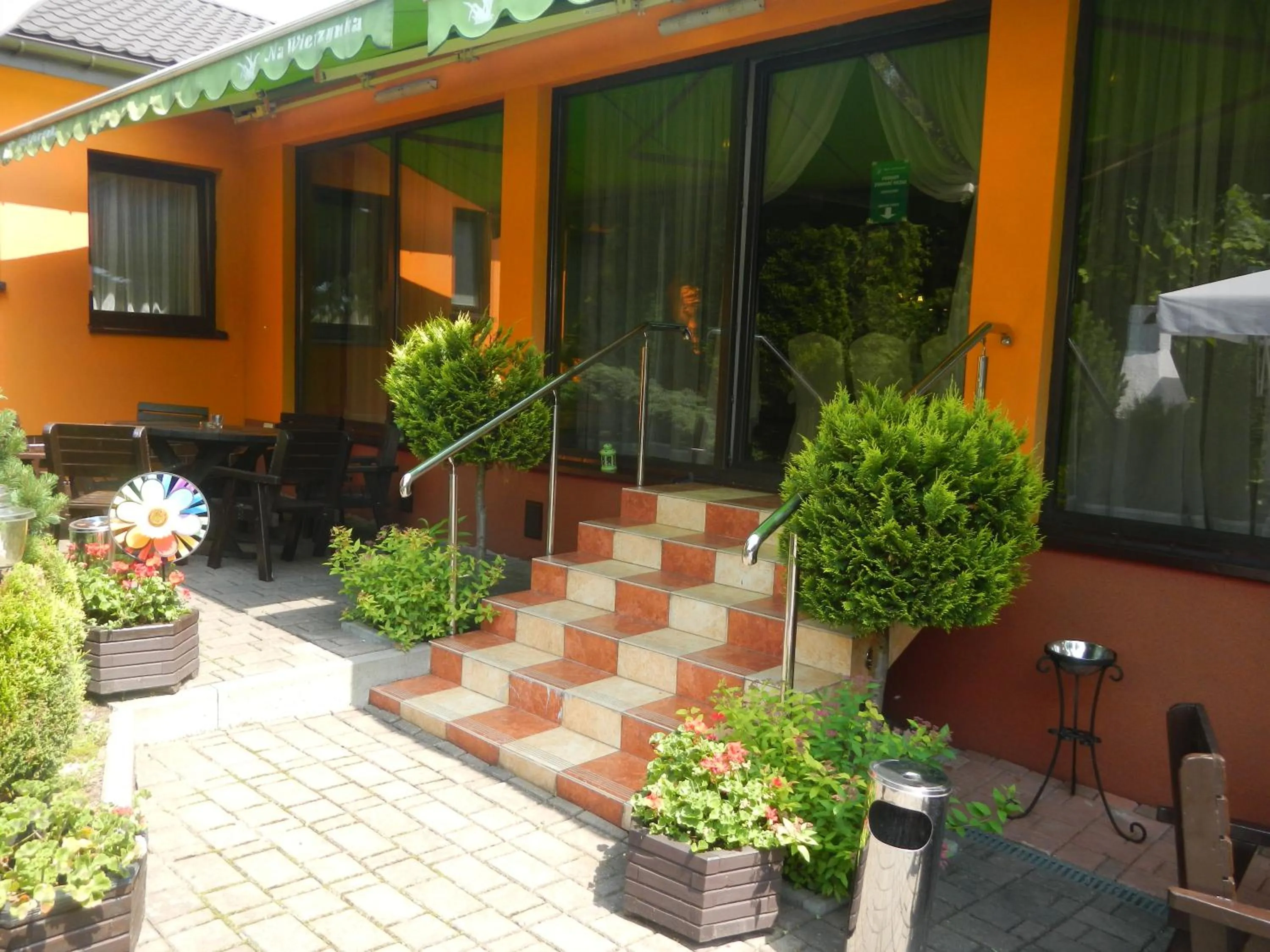 Facade/entrance in Eko Hotel Na Wierzynka & Park Pinokia