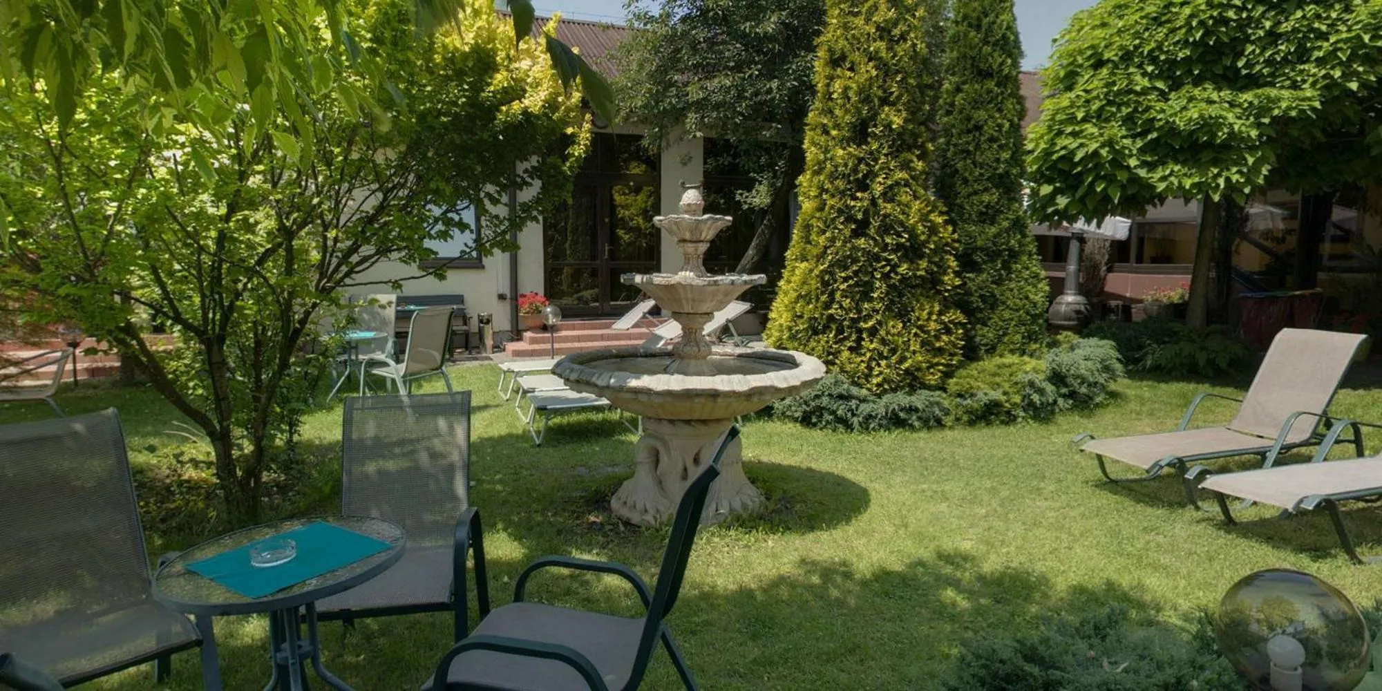 Garden in Eko Hotel Na Wierzynka & Park Pinokia