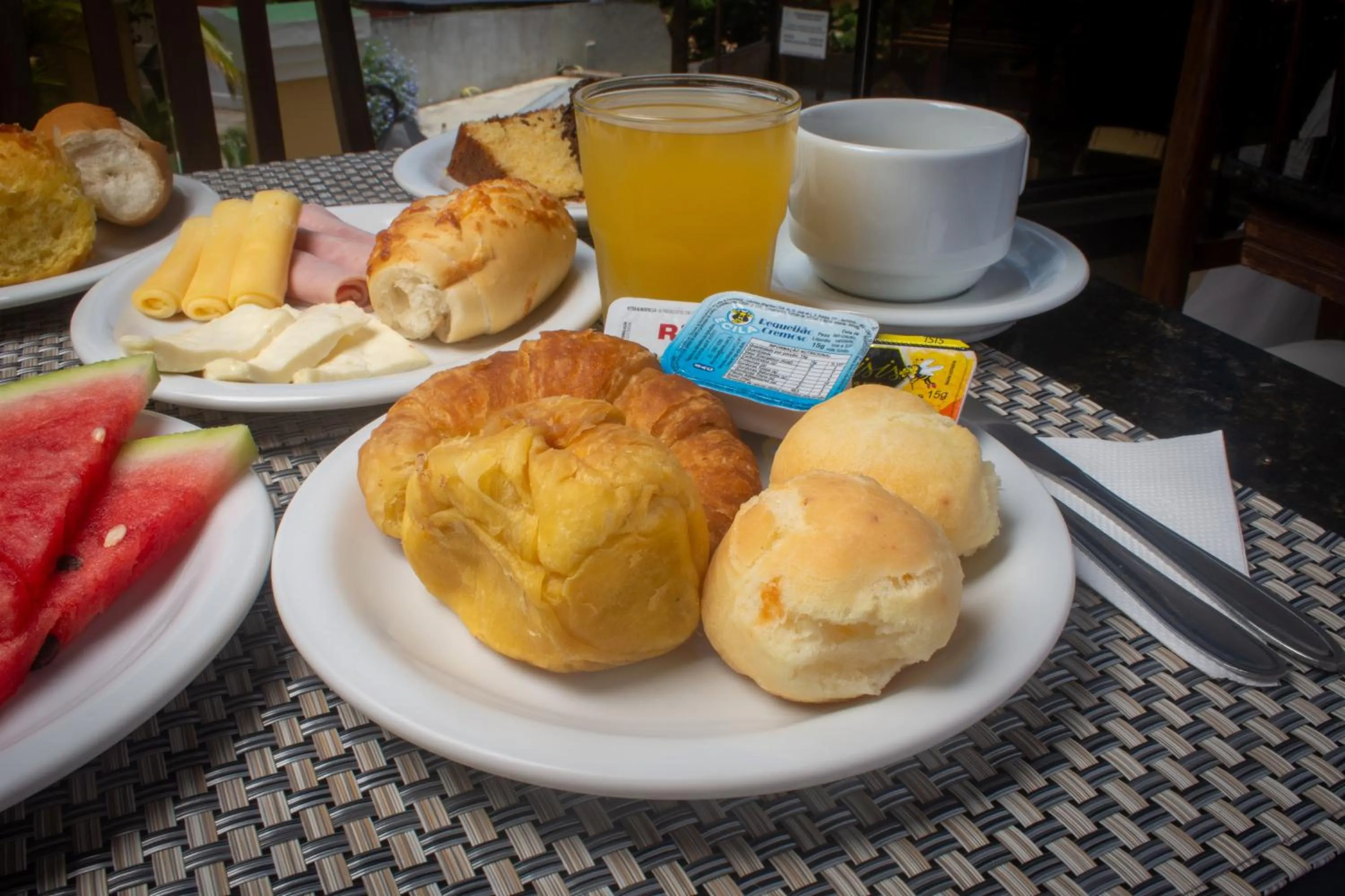 Food and drinks in Pousada e Spa Villa Mercedes by Latitud Hoteles