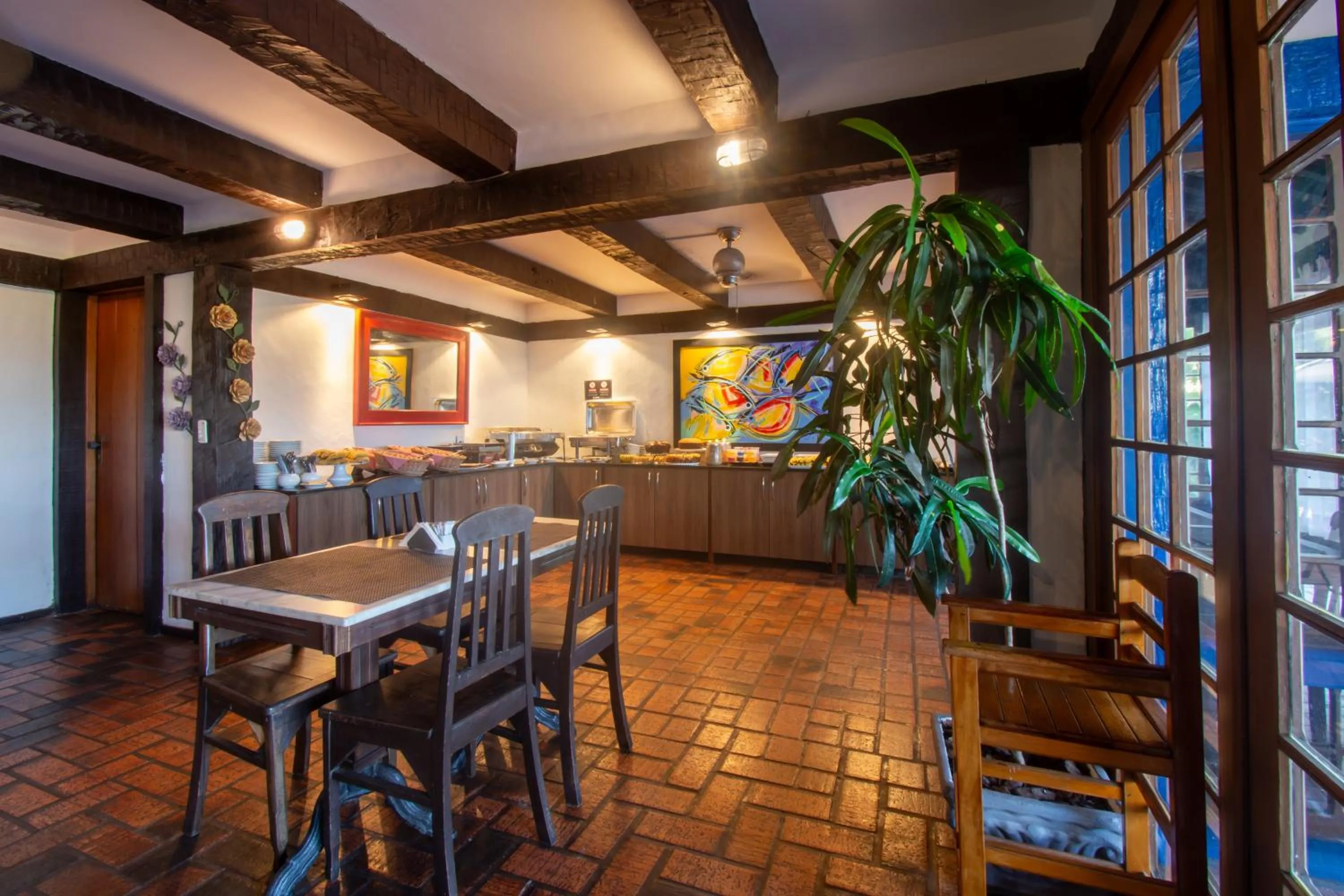 Buffet breakfast in Pousada Lestada by Latitud Hoteles