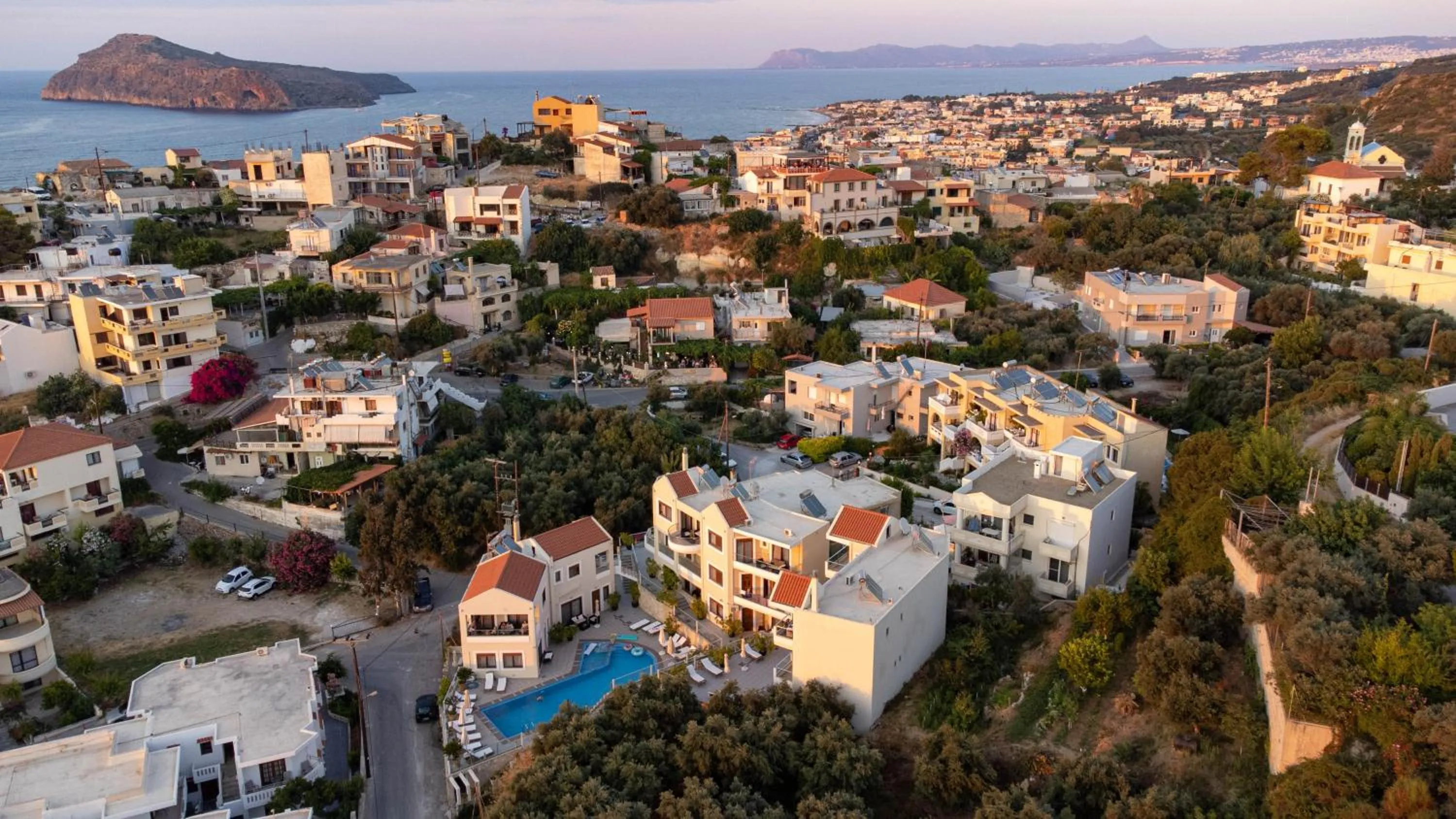 Property building in Esthisis Suites Chania