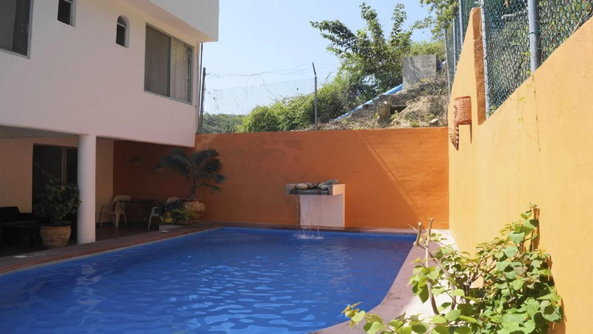 Swimming pool in La Vivienda Villa