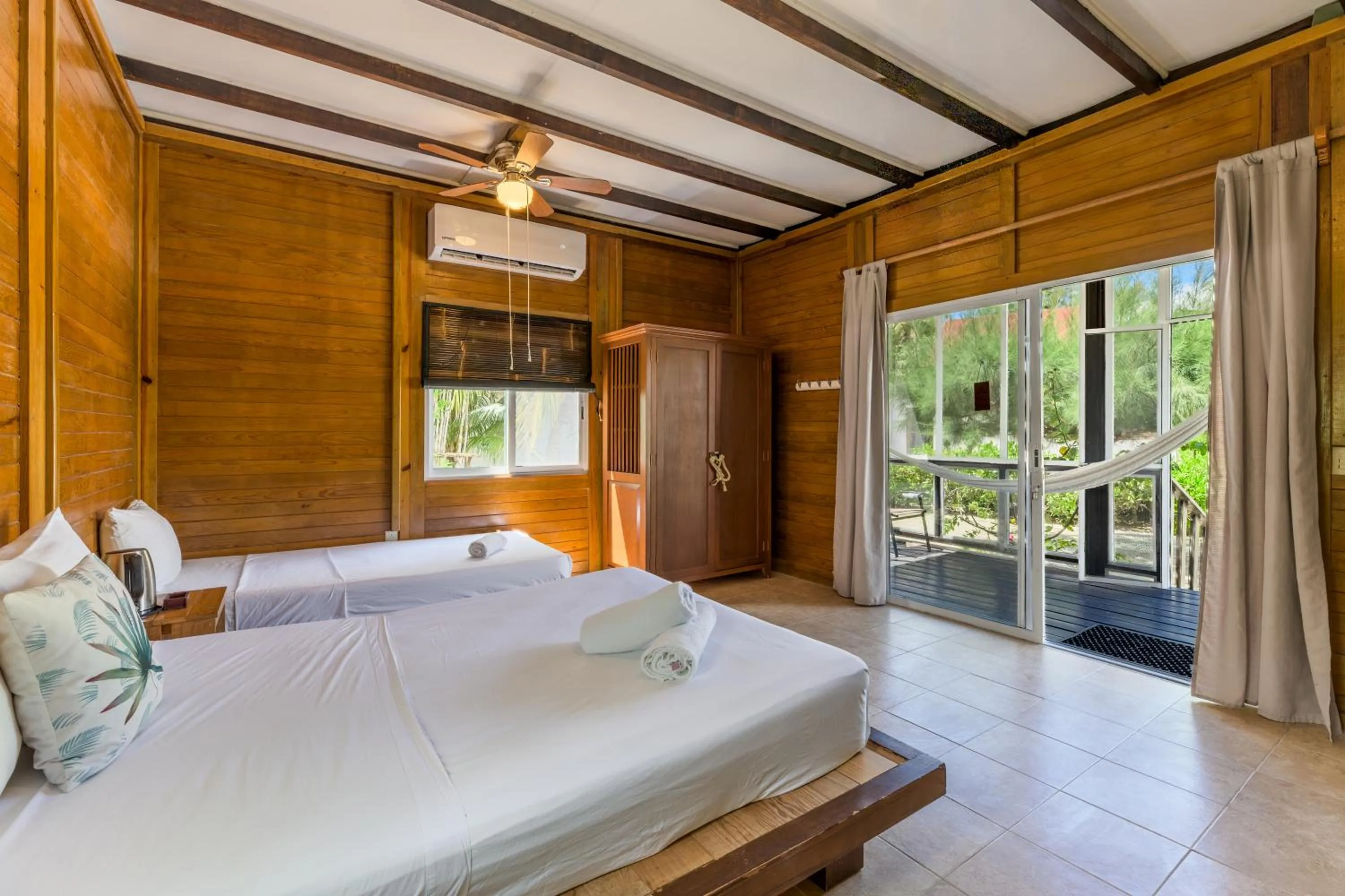 Photo of the whole room, Bed in Tekio Beach Hotel