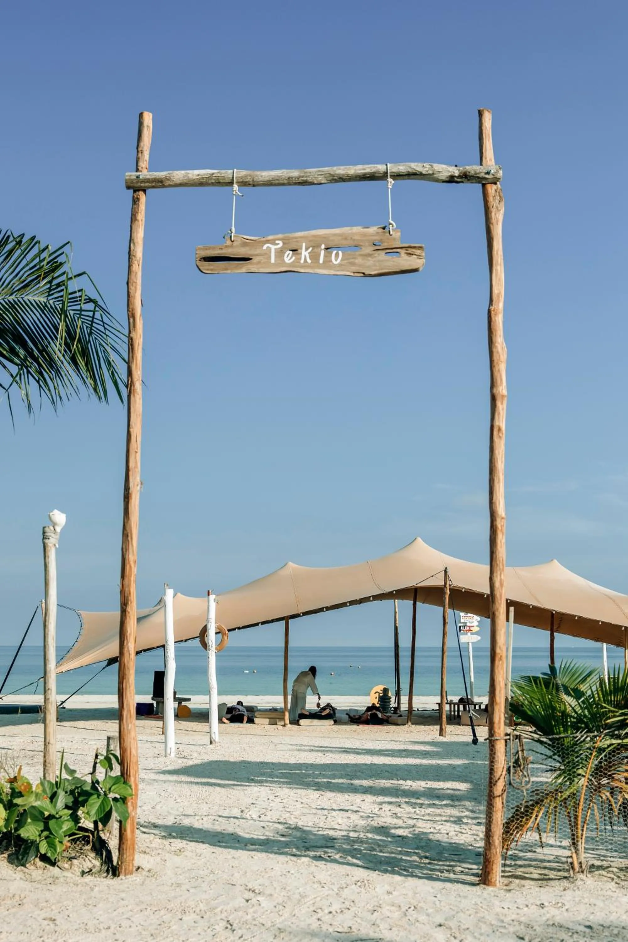 Beach in Tekio Beach Hotel