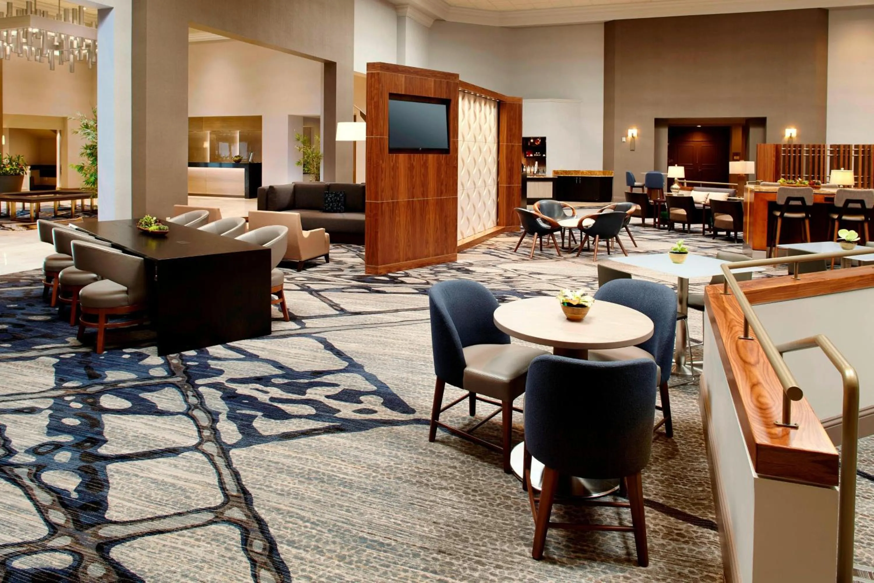 Lobby or reception in Marriott Cincinnati Airport