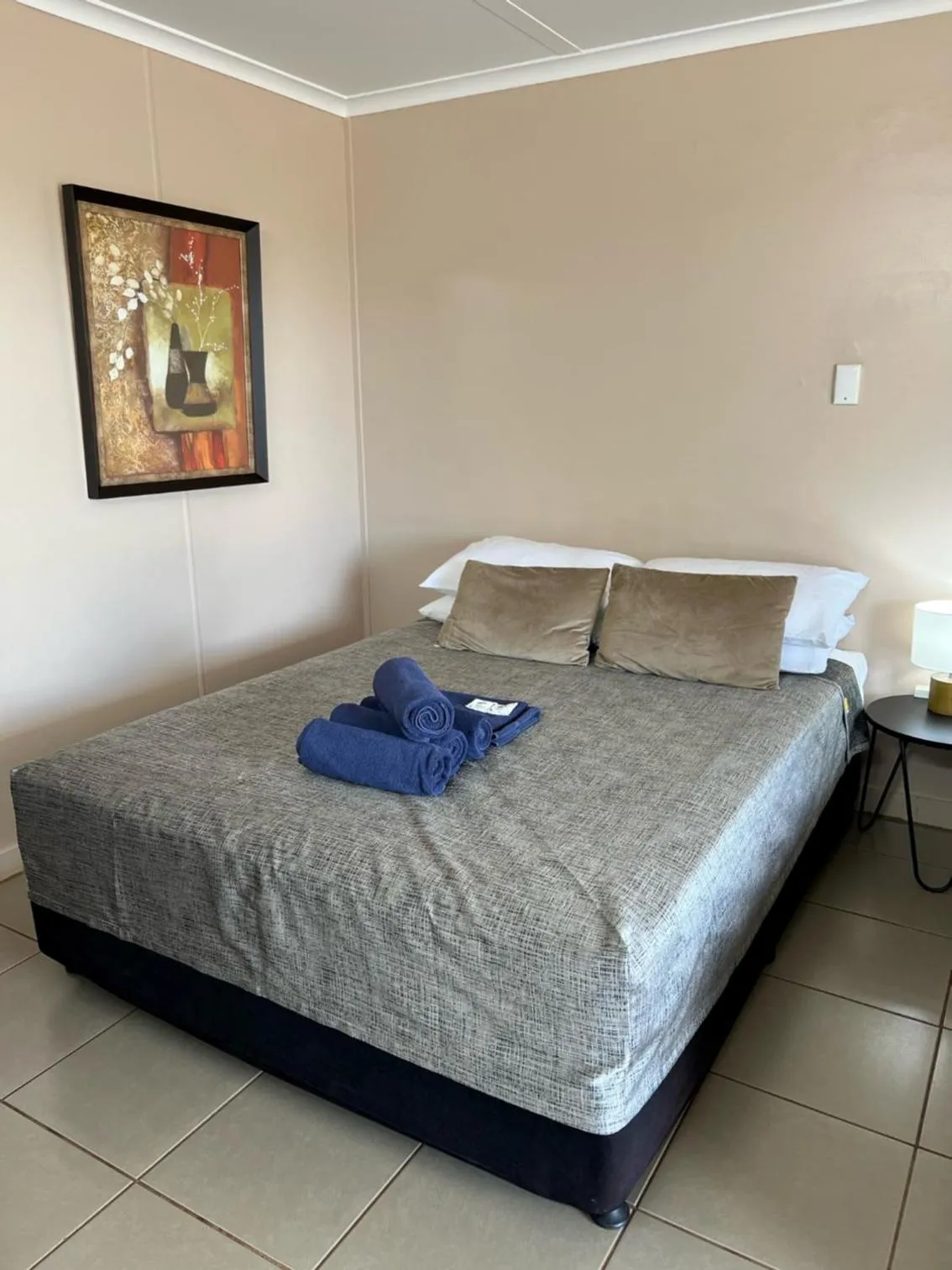 Bed in Childers Budget Accommodation