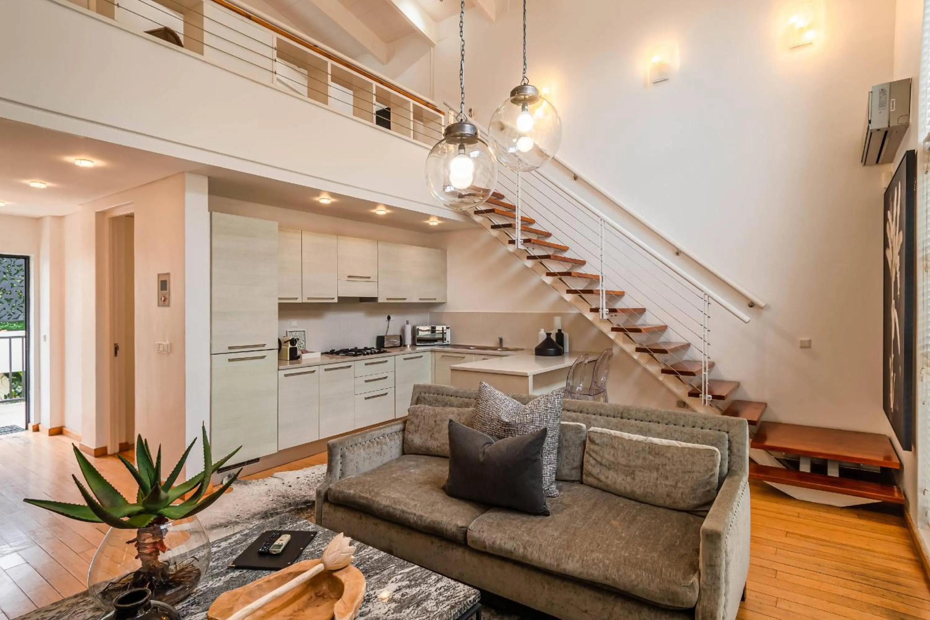 Kitchen or kitchenette in The Ivy Apartments Franschhoek