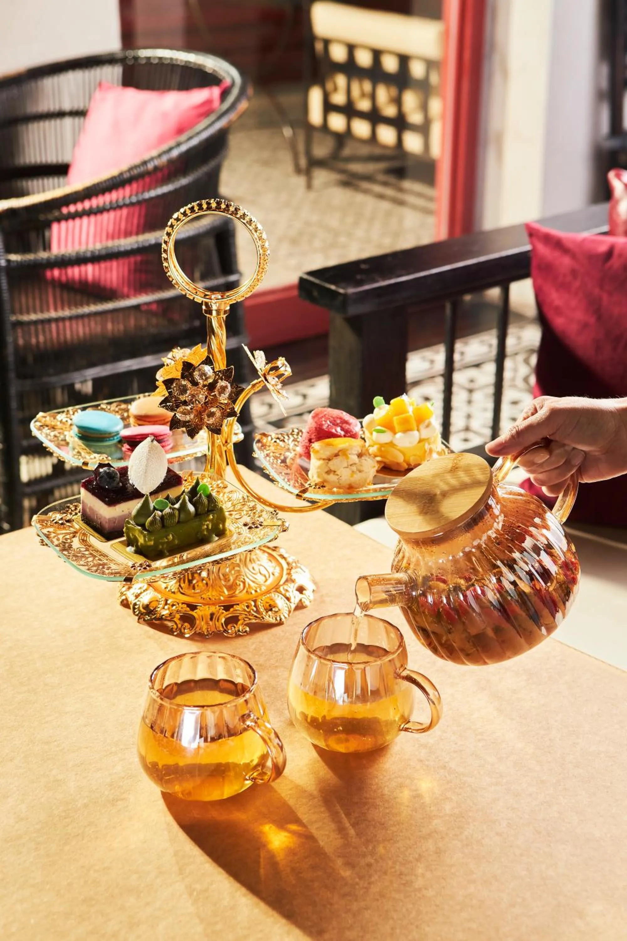 Coffee/tea facilities in Amdaeng Bangkok Riverside Hotel