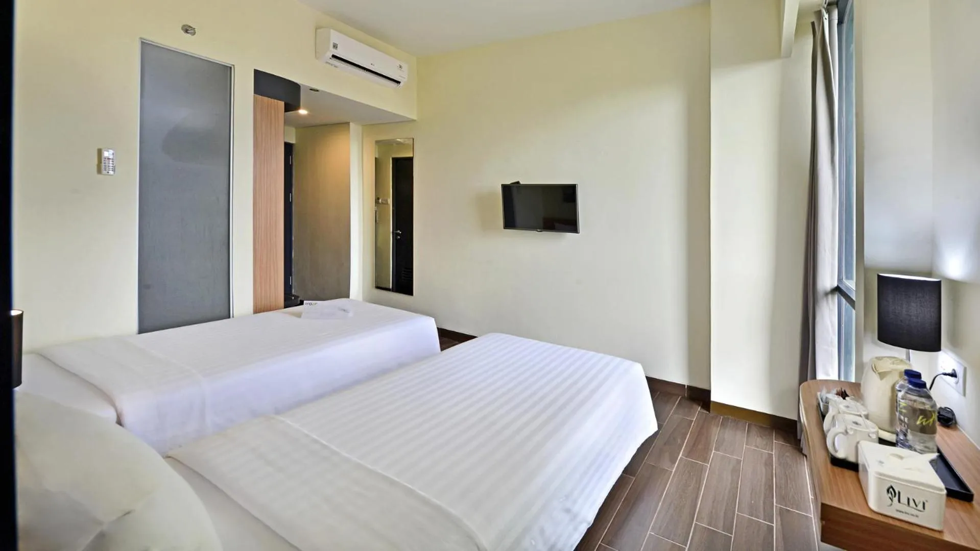Bed in Whiz Prime Hotel Khatib Sulaiman Padang