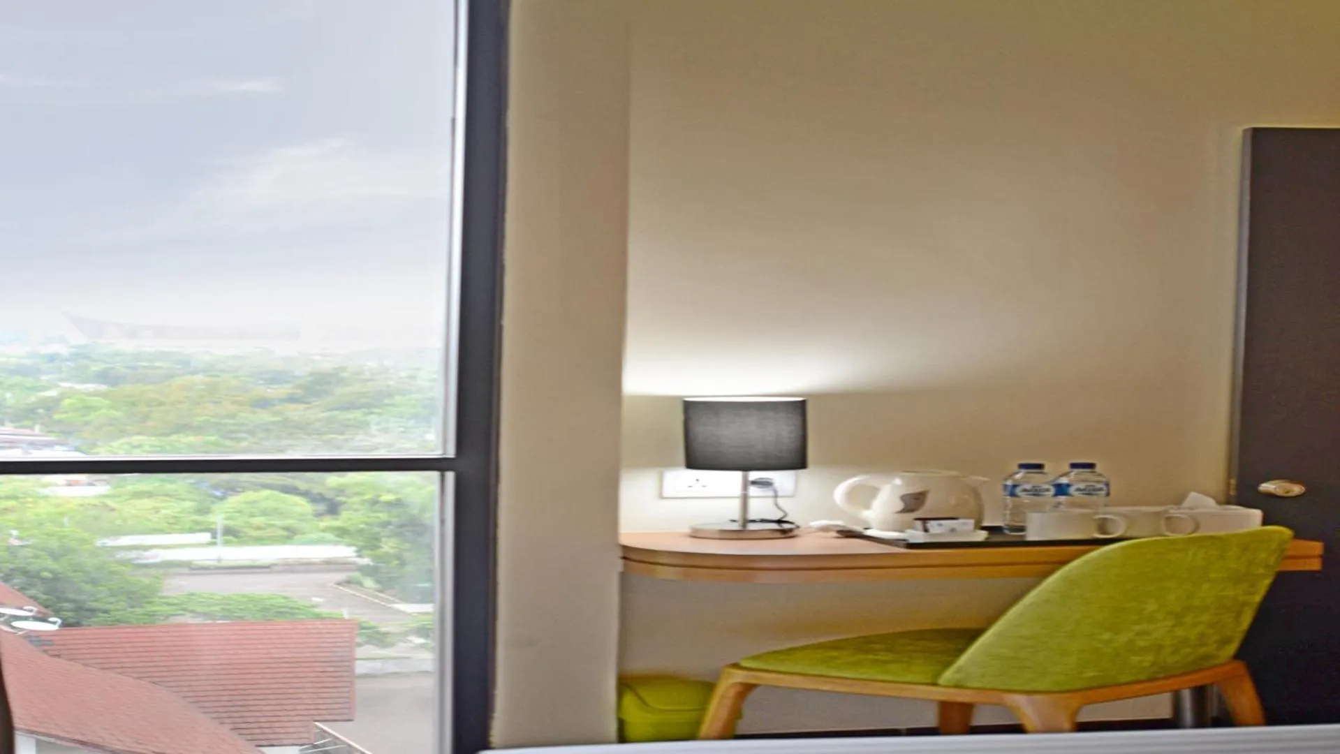 Whiz Prime Hotel Khatib Sulaiman Padang