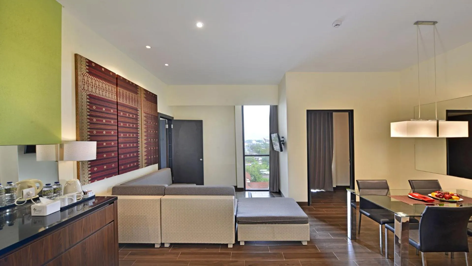 Whiz Prime Hotel Khatib Sulaiman Padang