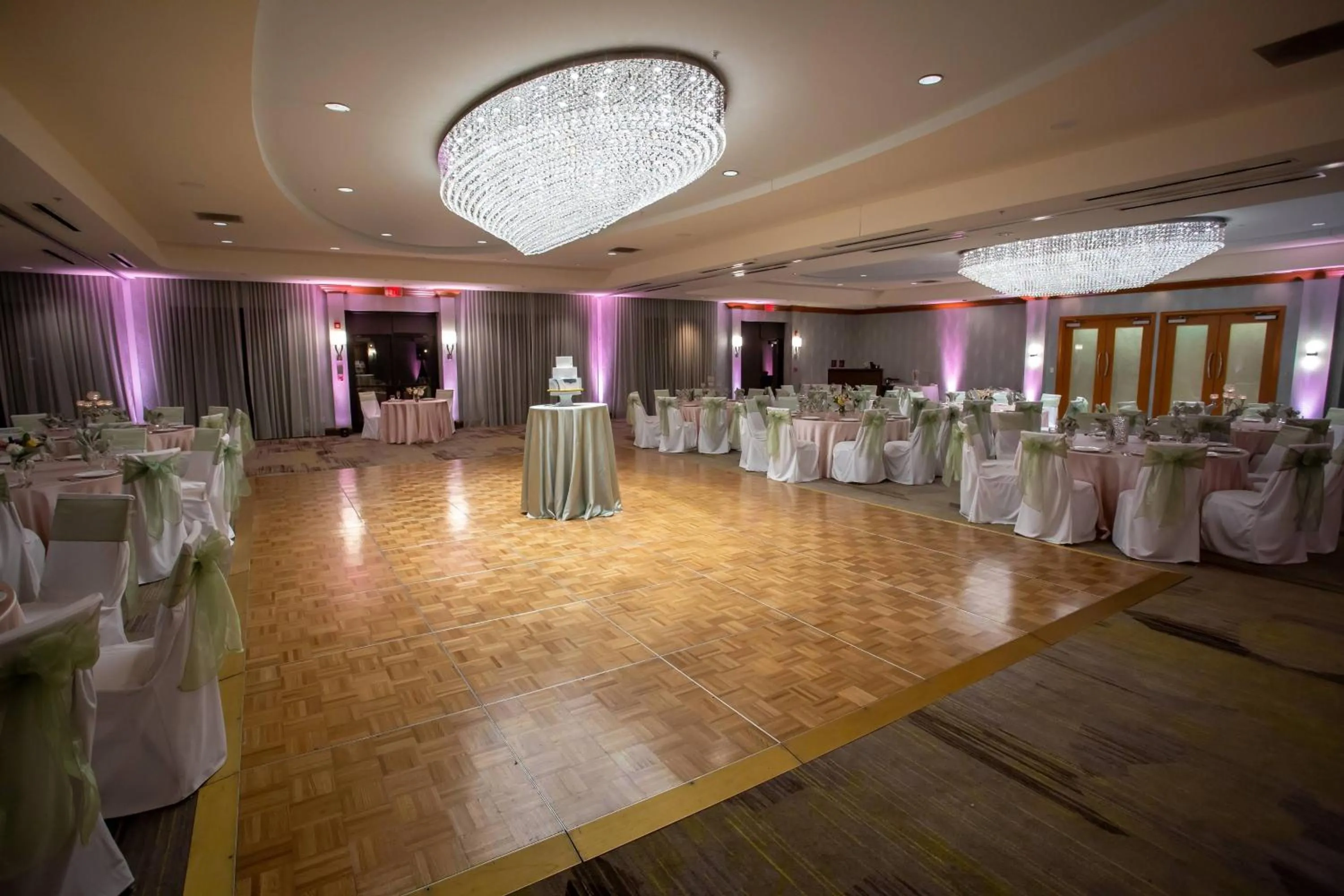 Banquet/Function facilities in Courtyard Hamilton