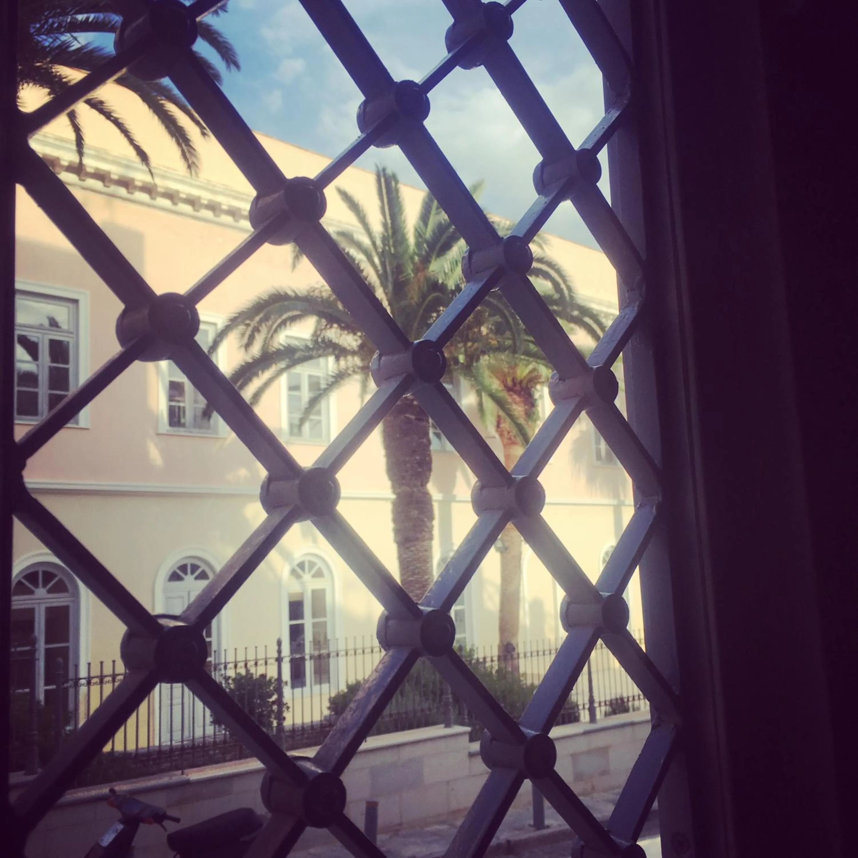 On site in 5 Hermoupolis Concept Sites