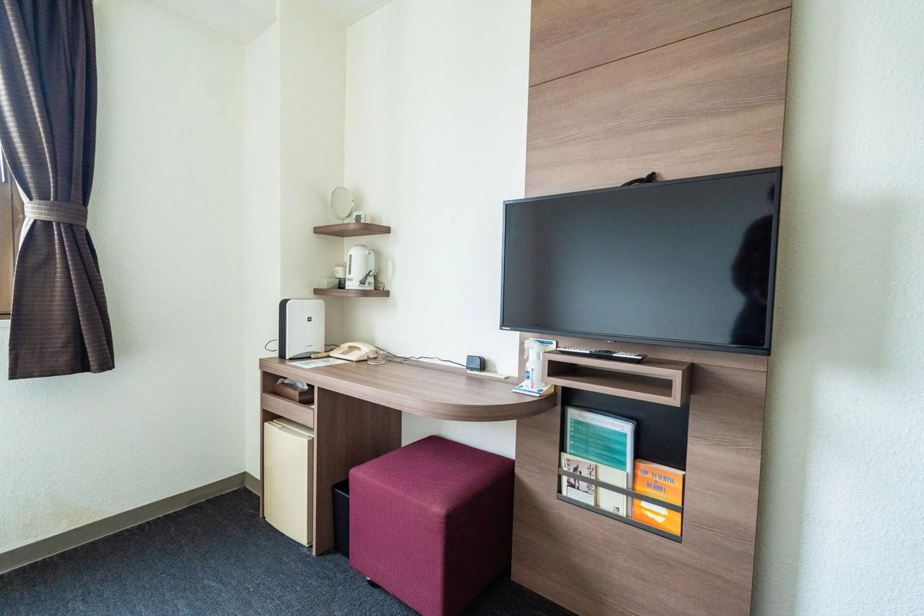 TV and multimedia in Business Hotel Ueno