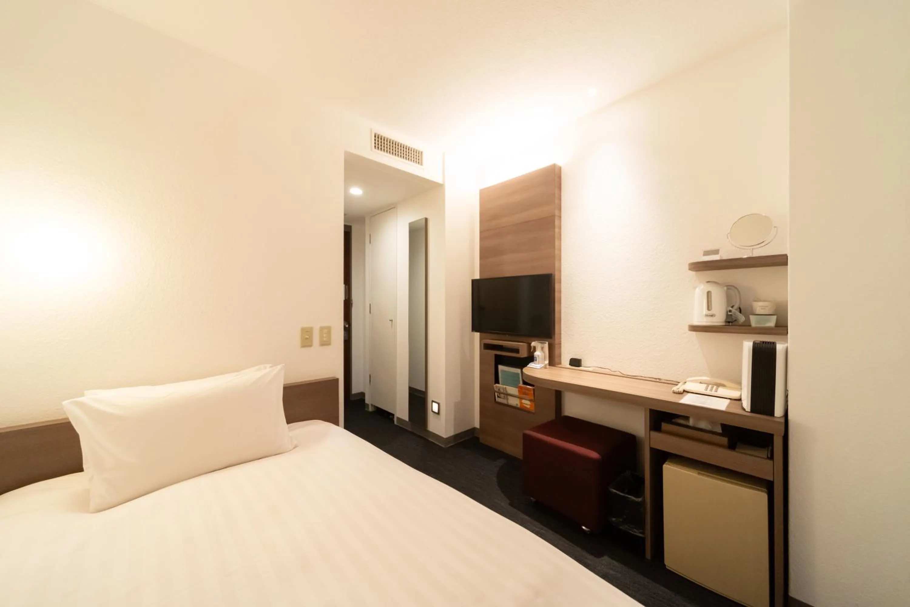 Photo of the whole room, Bed in Business Hotel Ueno