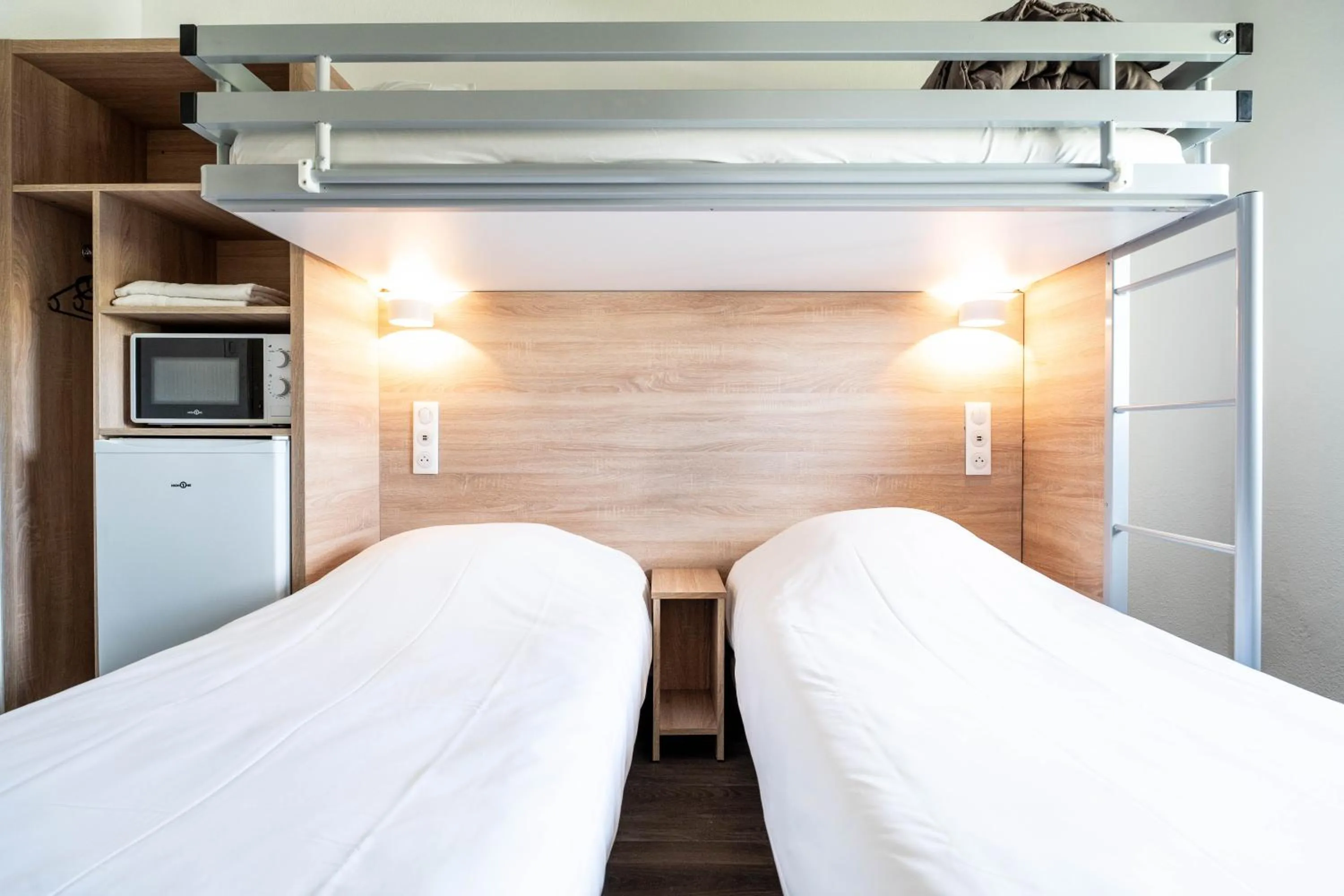 Bed in My KB Hôtel Montélimar