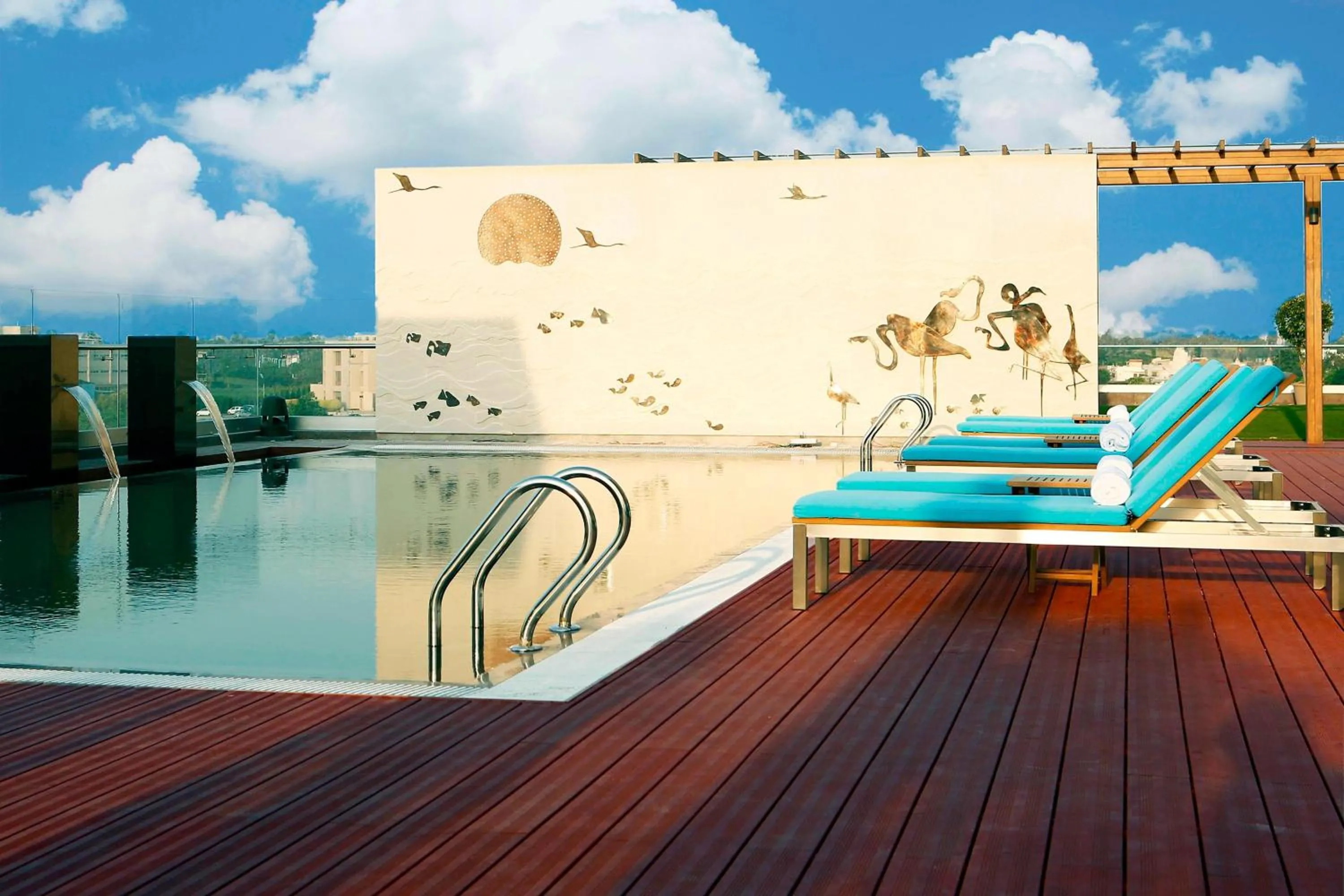 Swimming pool in Courtyard by Marriott Surat