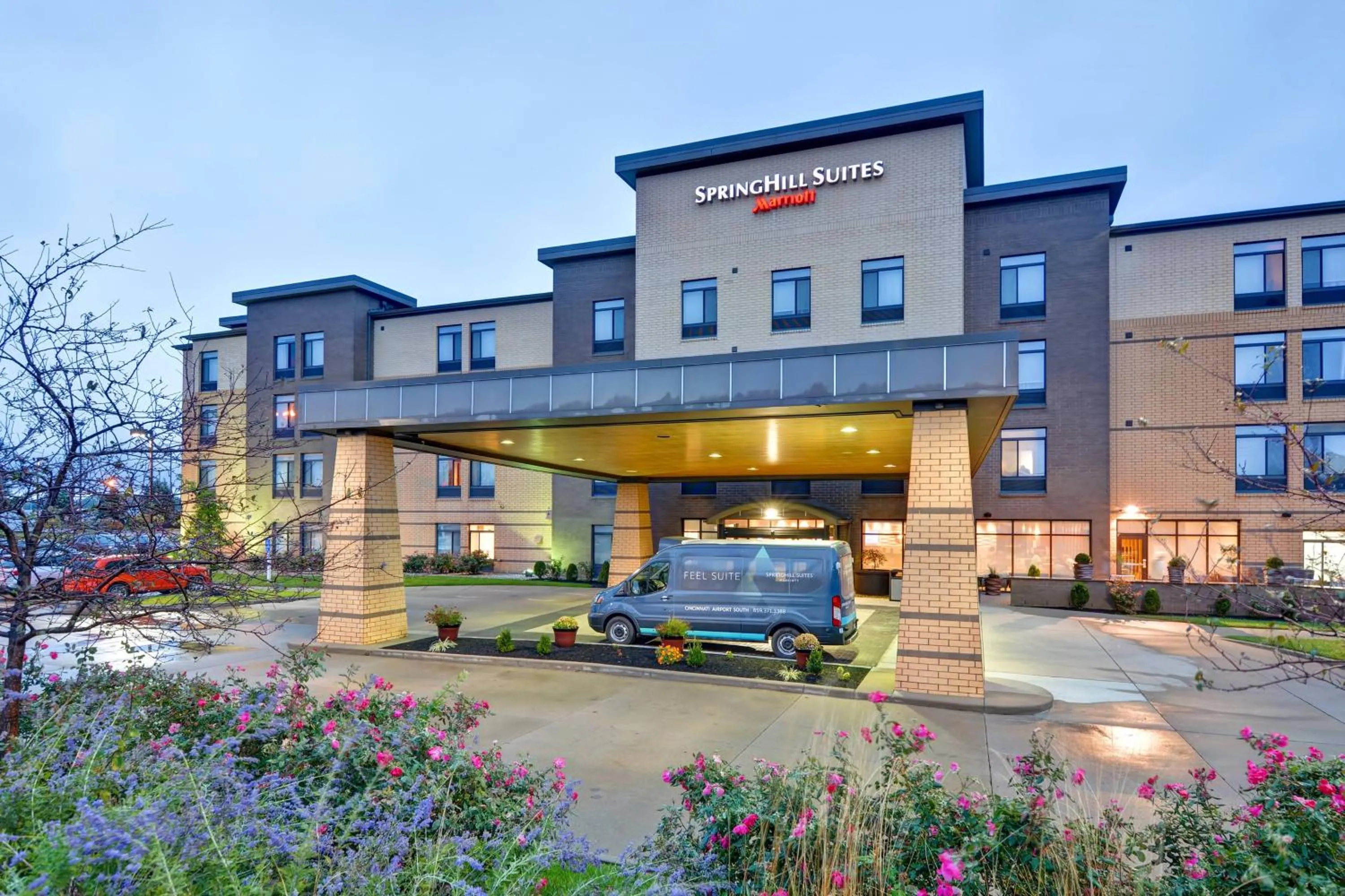 Property building in SpringHill Suites Cincinnati Airport South